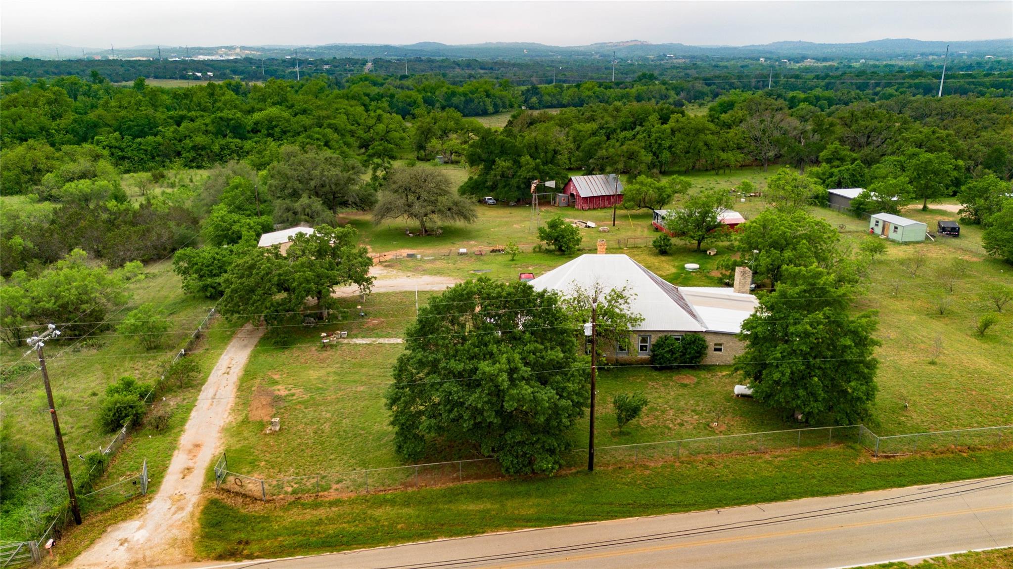 7866 County Road 404, Spicewood, TX 78669
