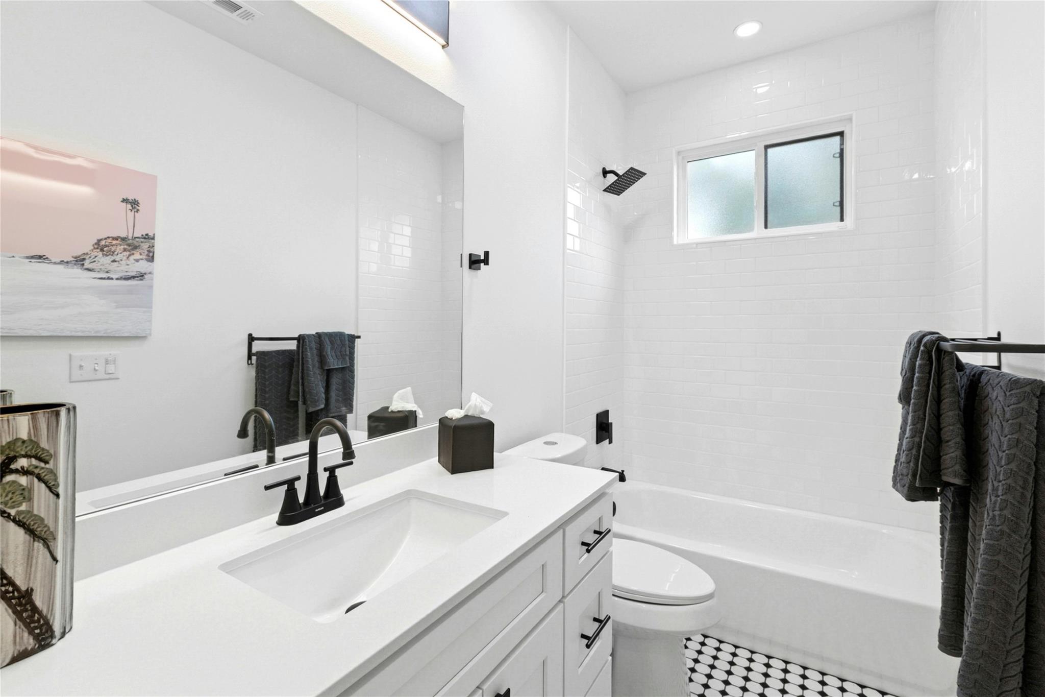 1500 Sylvan Glade Rd # 1A, Austin, TX 78745