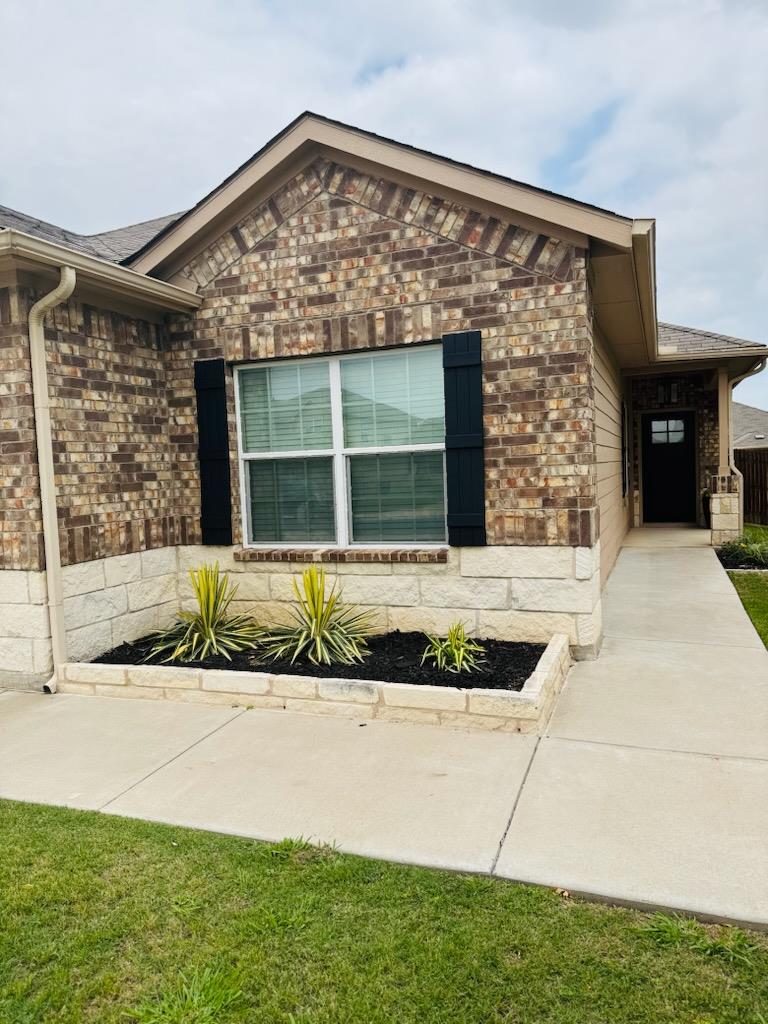 1045 Gaelic Dr, Georgetown, TX 78626