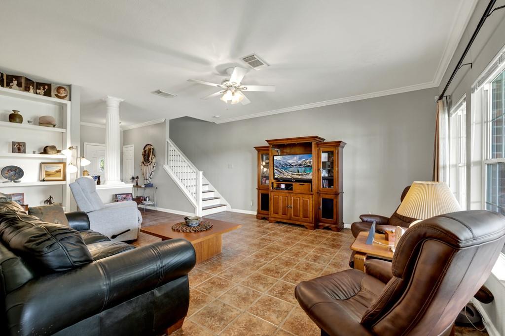 243 Watts Ln, Canyon Lake, TX 78133