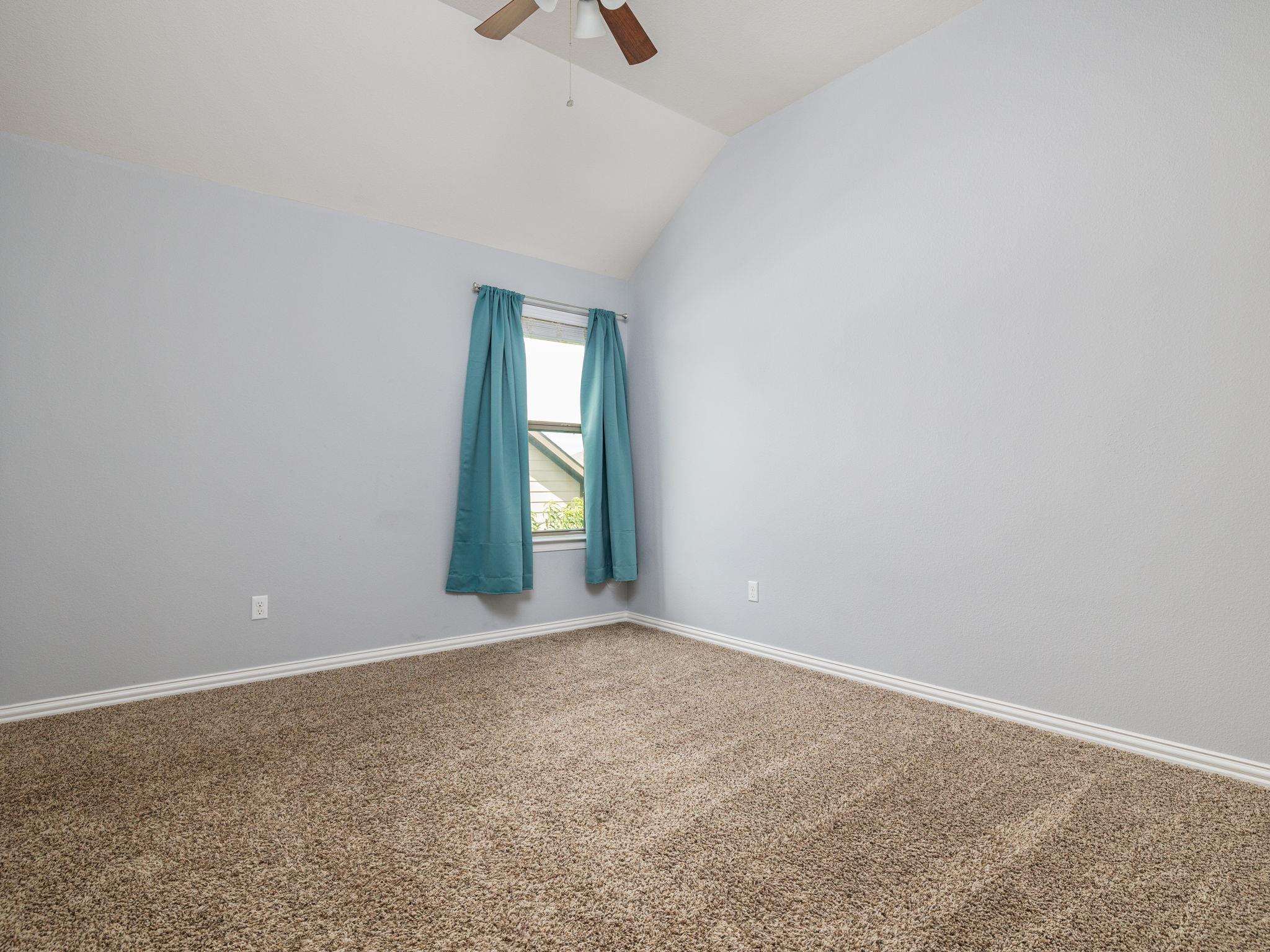 104 Orvieto Ln, Liberty Hill, TX 78642