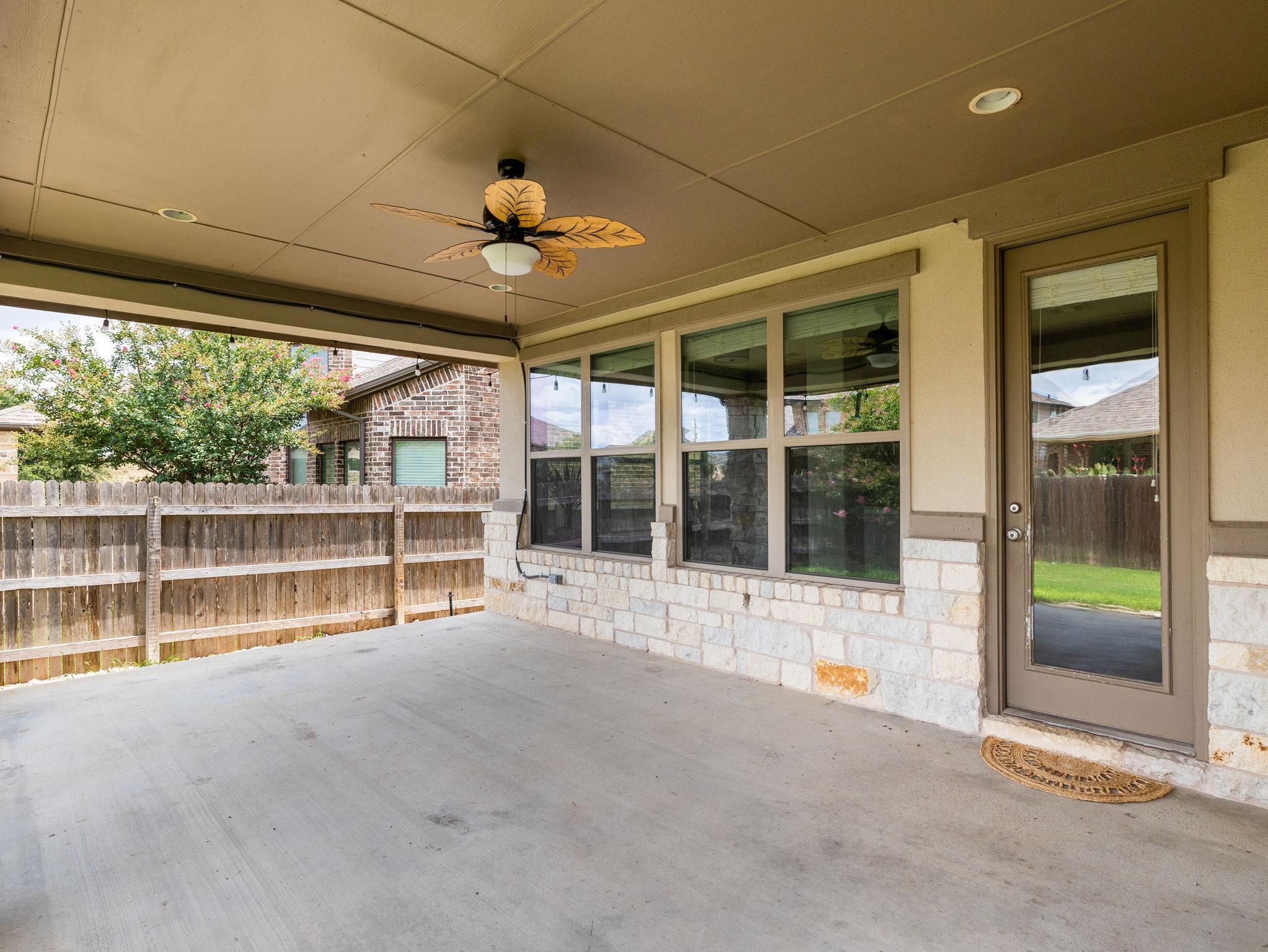 104 Orvieto Ln, Liberty Hill, TX 78642