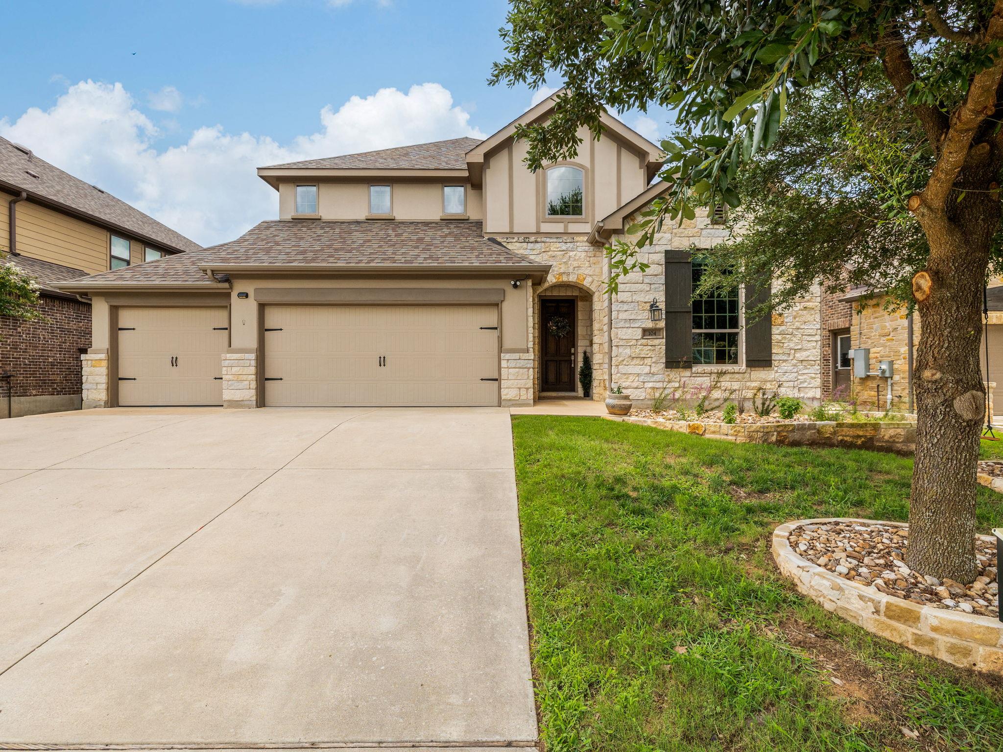 104 Orvieto Ln, Liberty Hill, TX 78642