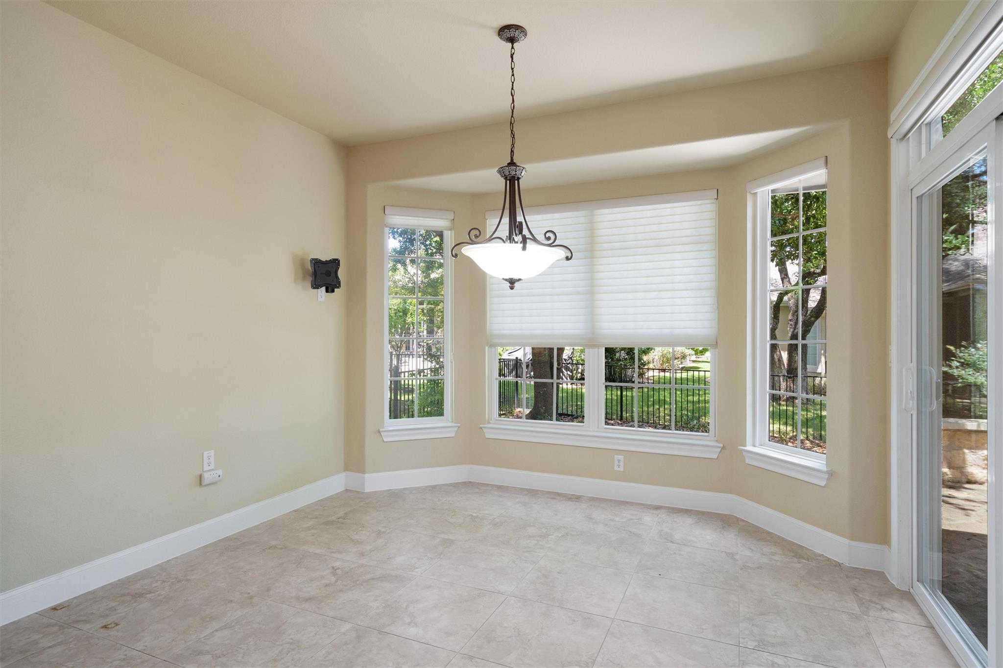 103 Nueces Trl, Georgetown, TX 78633