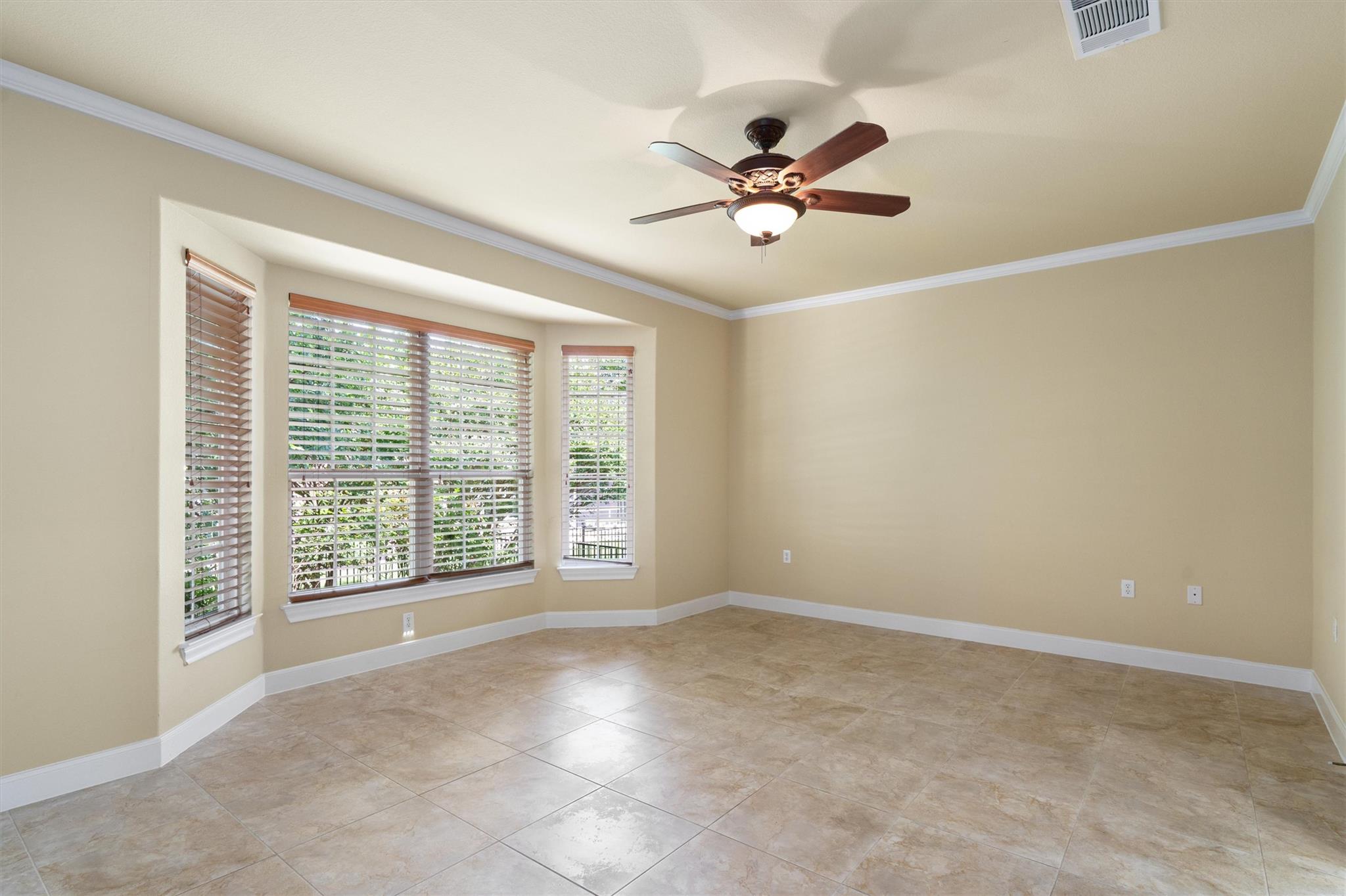 103 Nueces Trl, Georgetown, TX 78633
