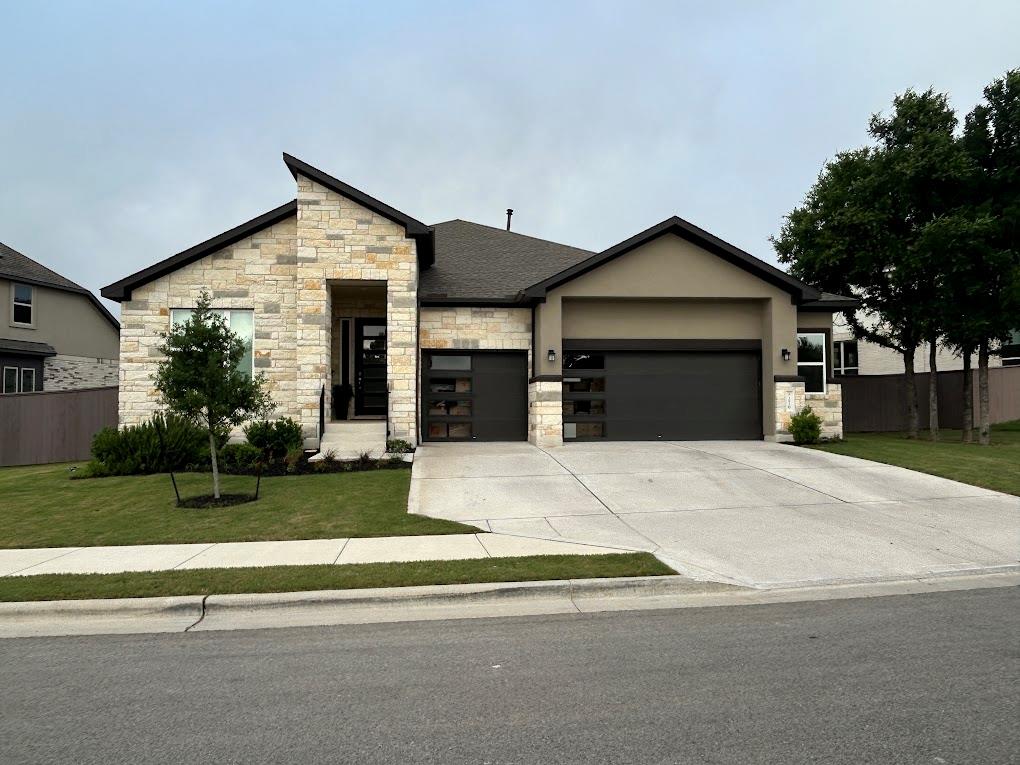 276 Washington Dr, Kyle, TX 78640