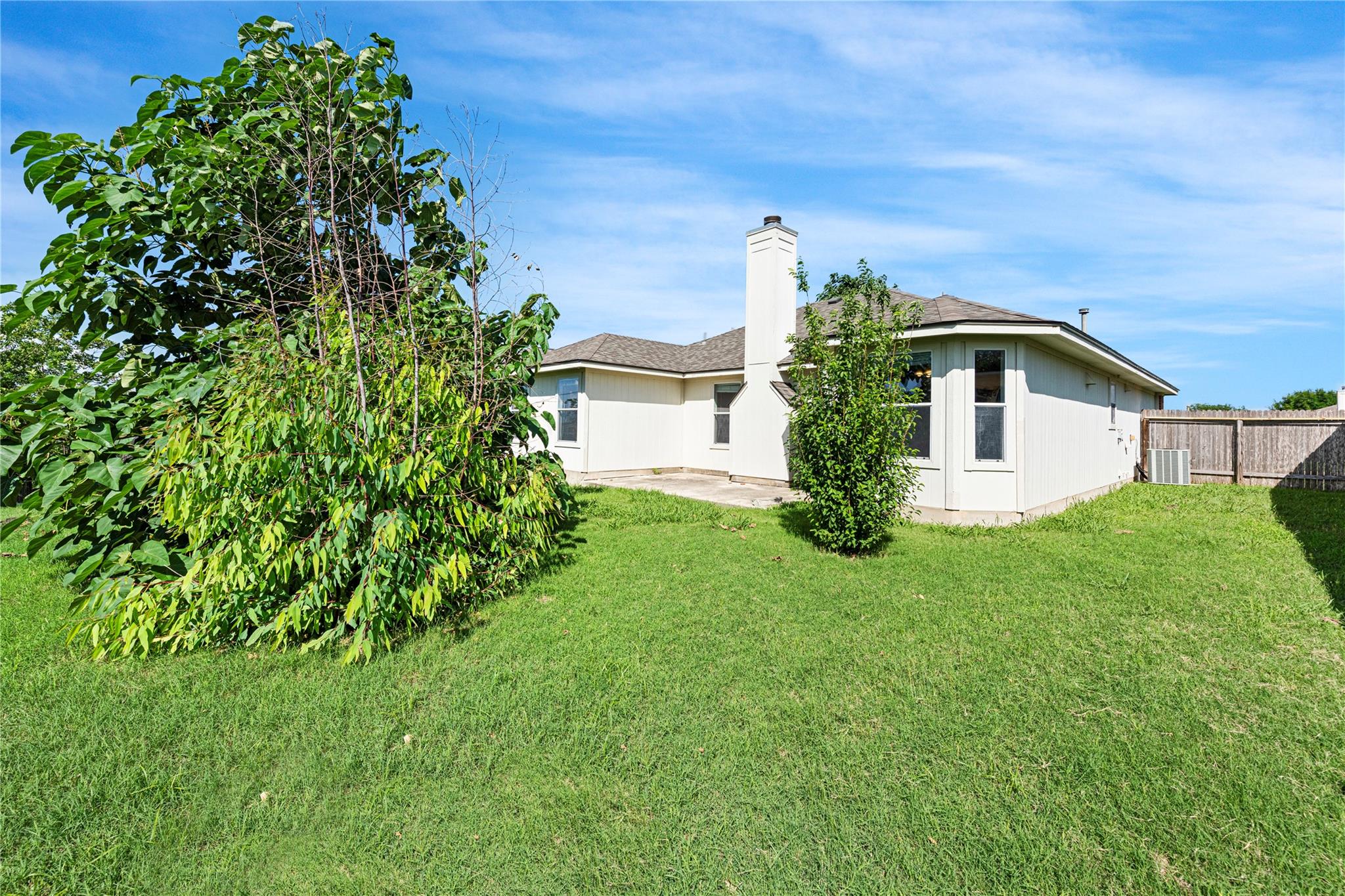 684 Atlantis, Kyle, TX 78640