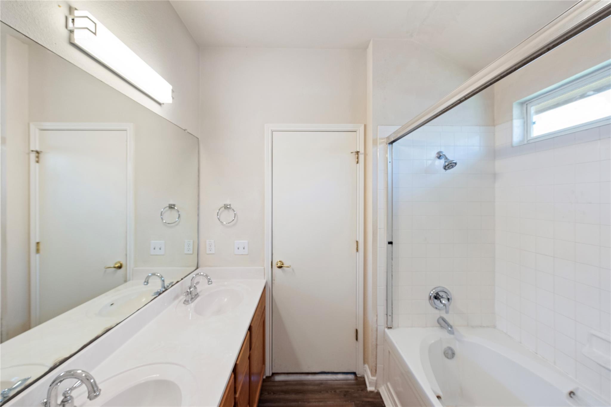 684 Atlantis, Kyle, TX 78640