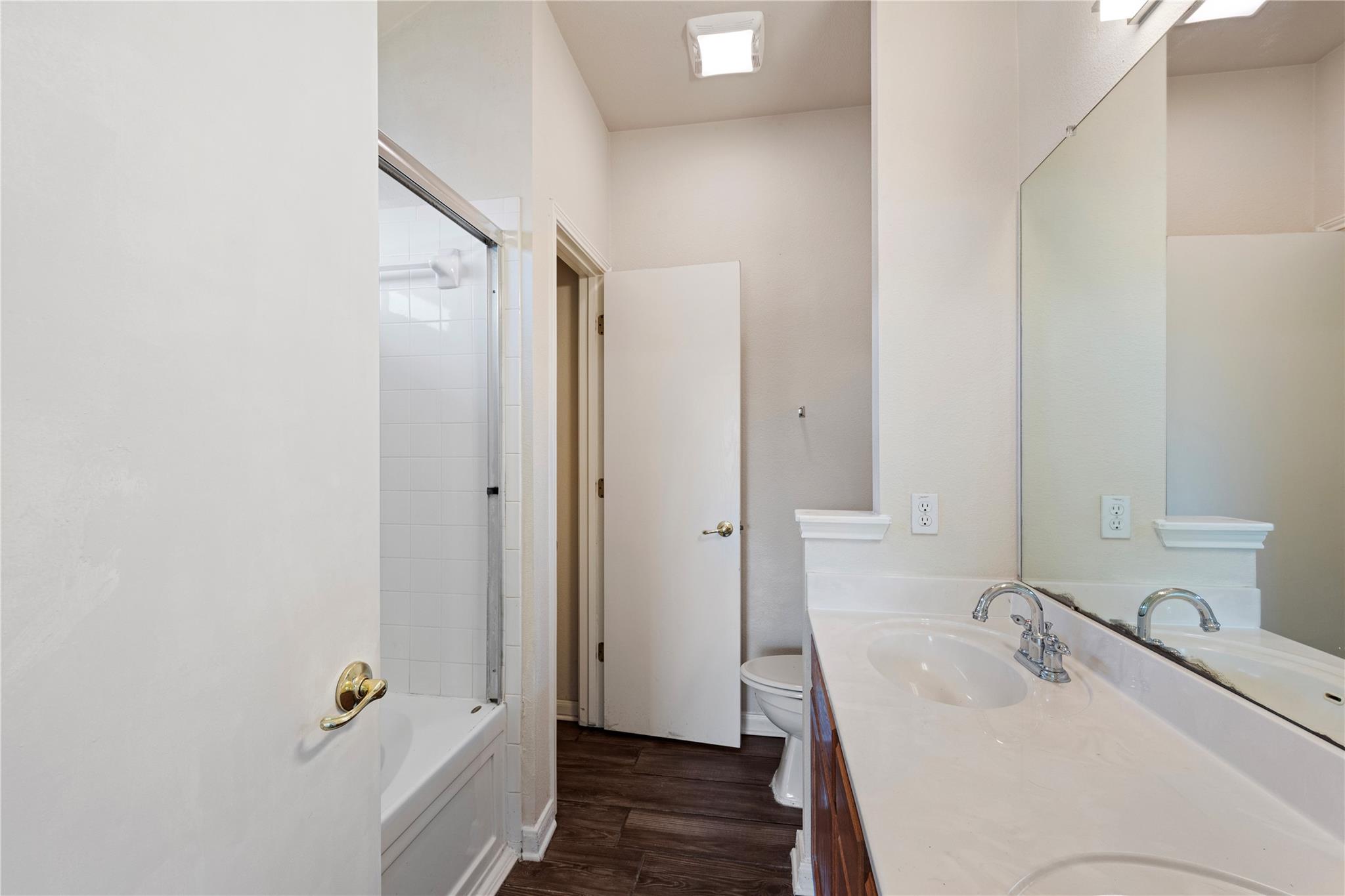 684 Atlantis, Kyle, TX 78640