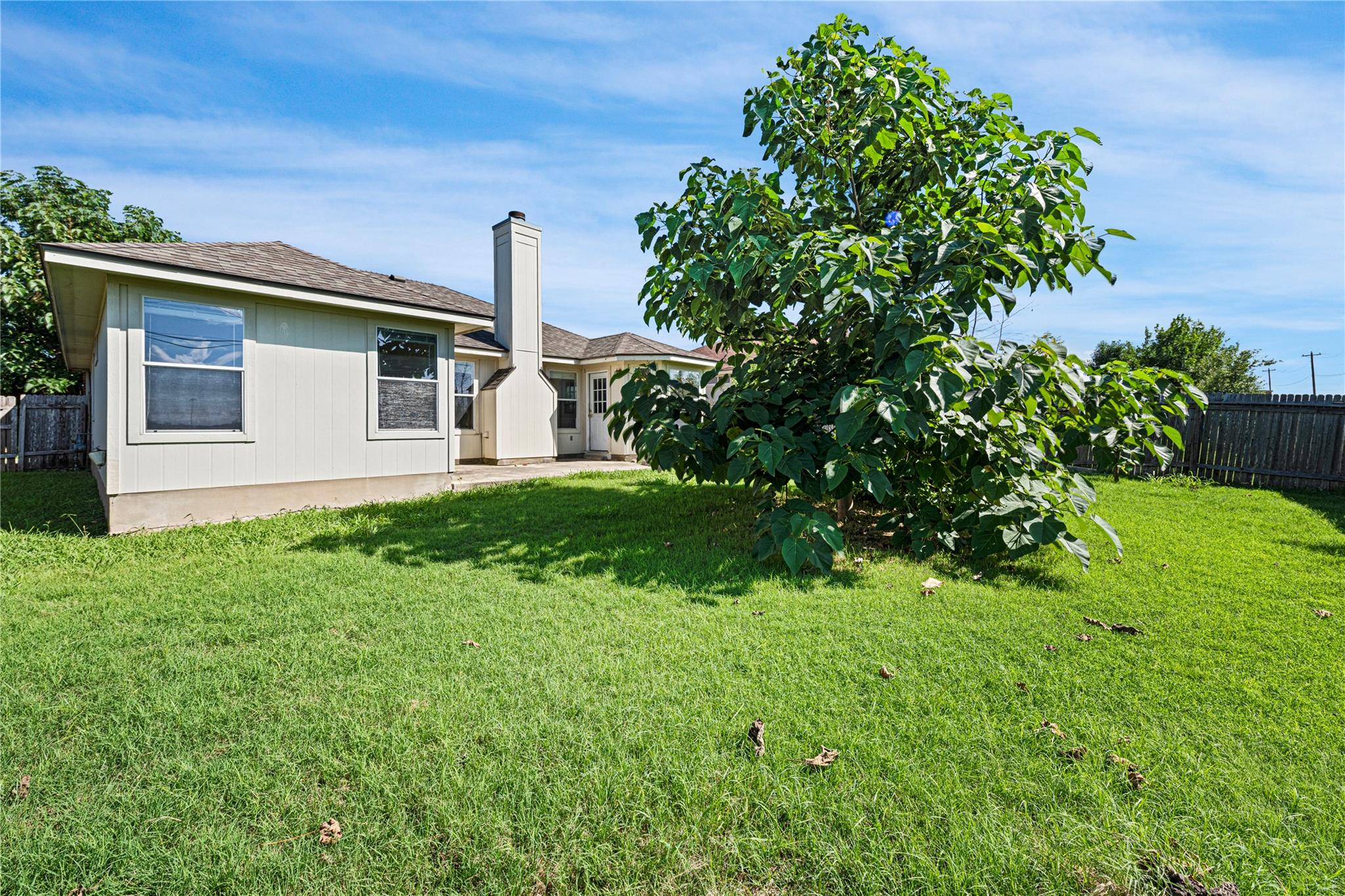 684 Atlantis, Kyle, TX 78640