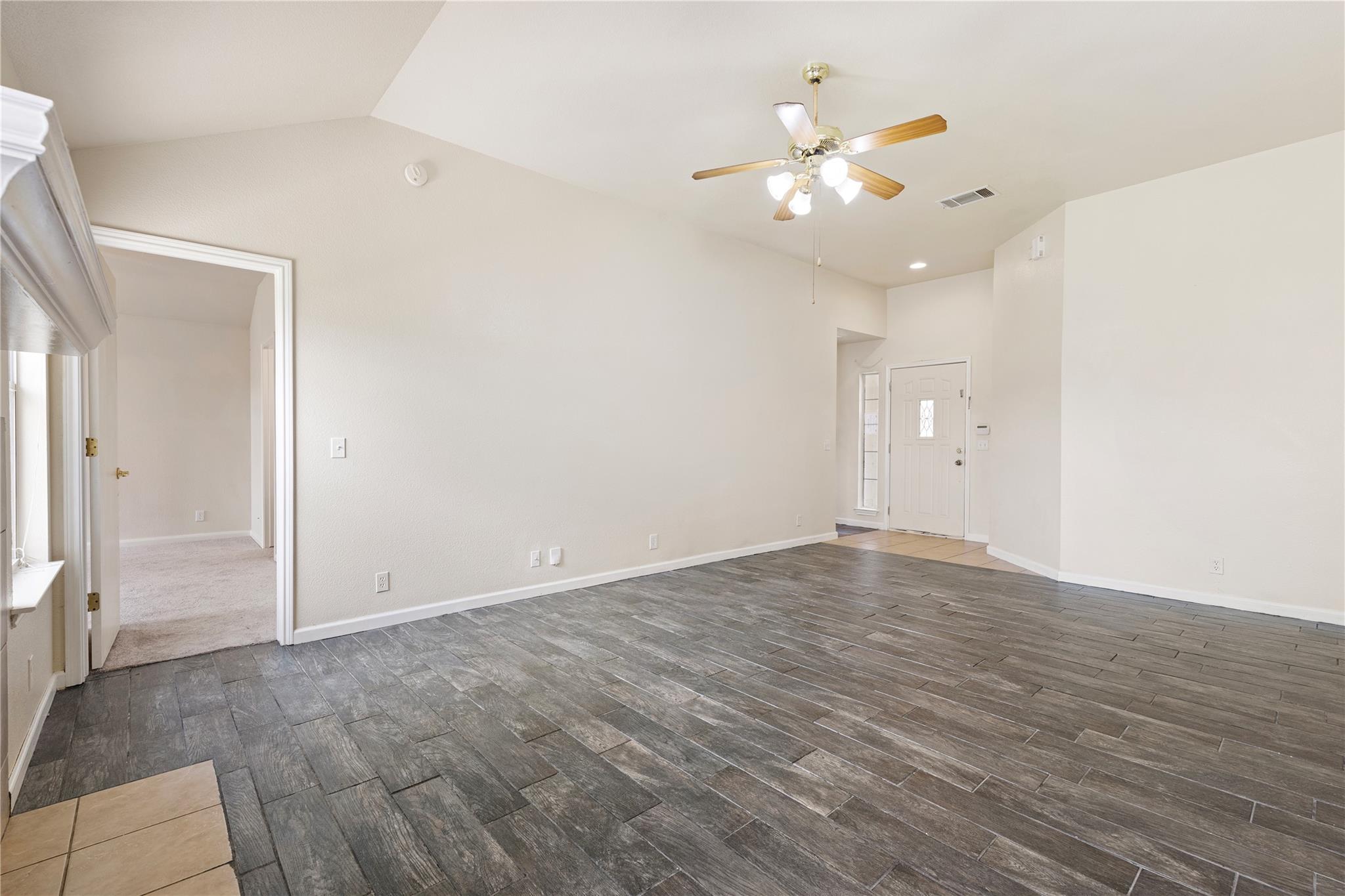 684 Atlantis, Kyle, TX 78640
