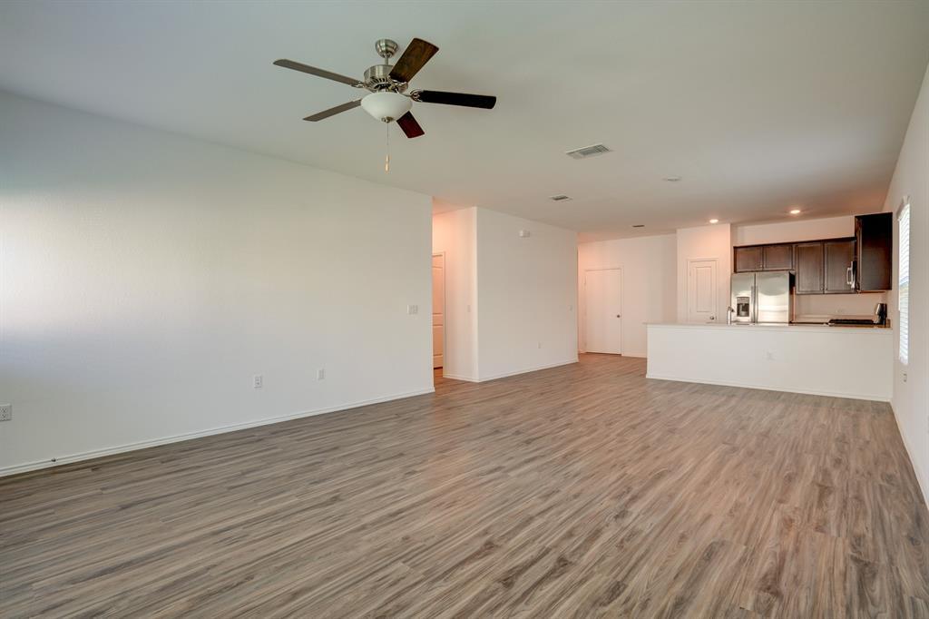 7603 Ivy Trellis Trl, Del Valle, TX 78617