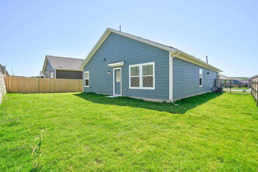 7603 Ivy Trellis Trl, Del Valle, TX 78617