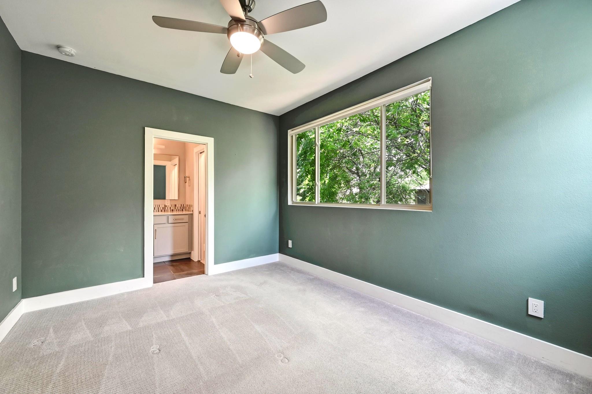 2305 E 16th St # A, Austin, TX 78702