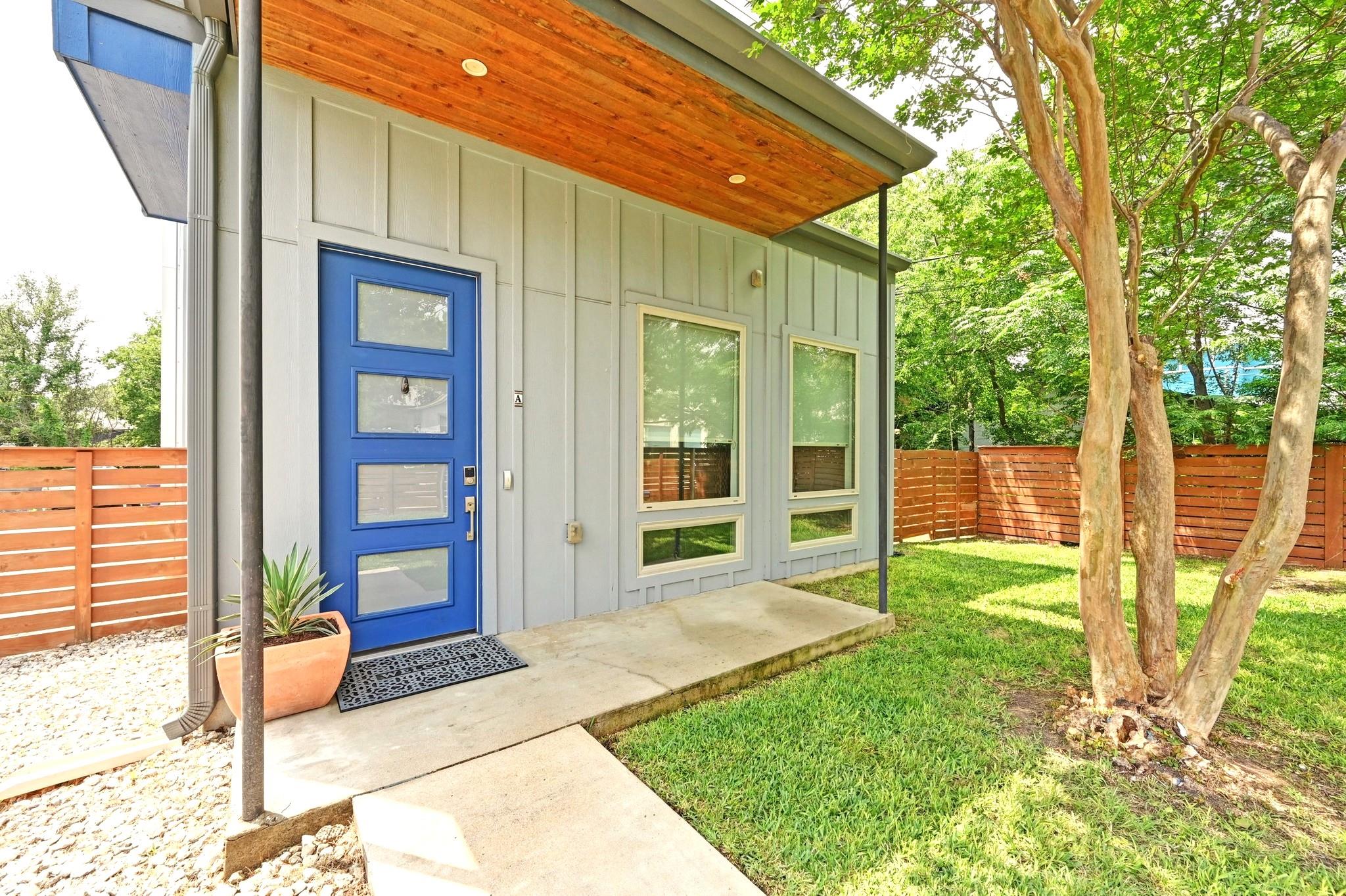 2305 E 16th St # A, Austin, TX 78702