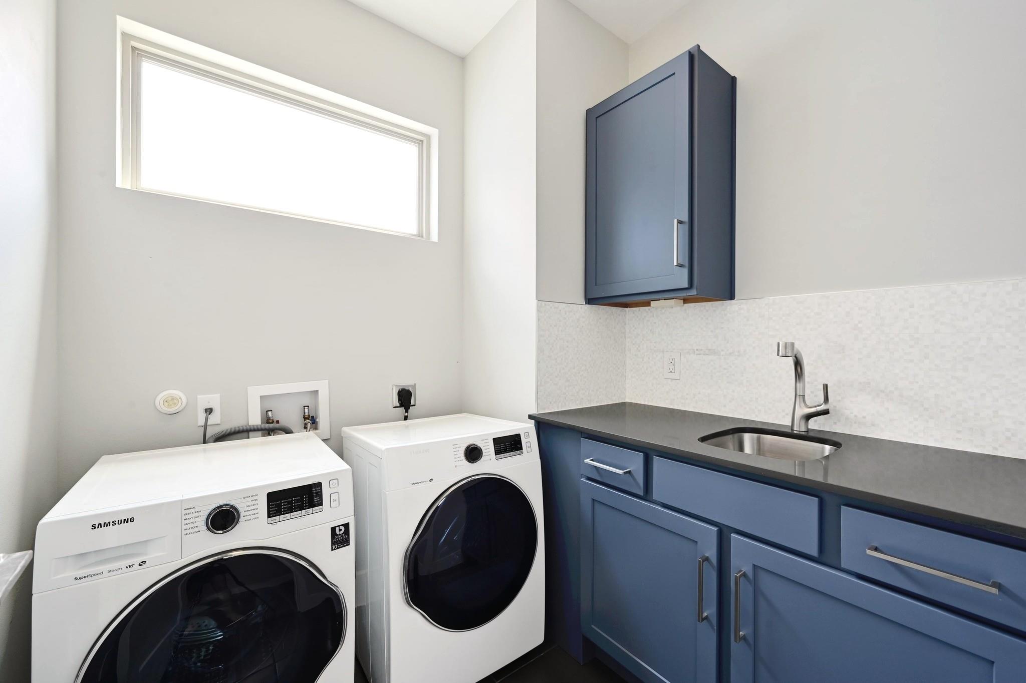 2305 E 16th St # A, Austin, TX 78702