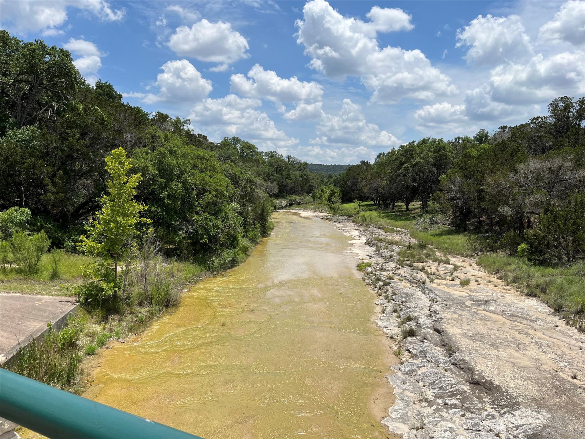 400 Sonora Dr, Bertram, TX 78605