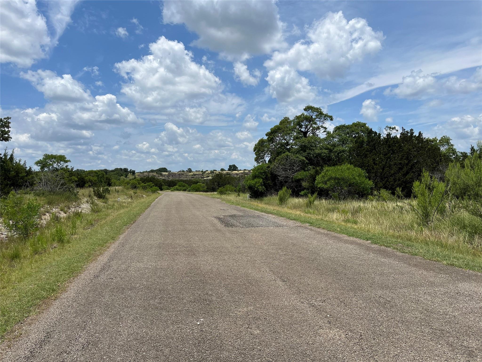 400 Sonora Dr, Bertram, TX 78605