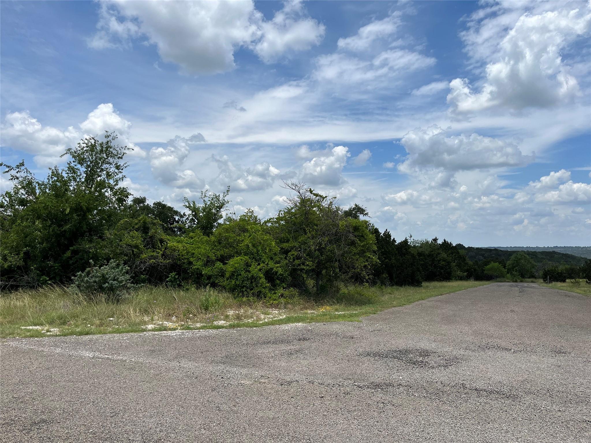 400 Sonora Dr, Bertram, TX 78605