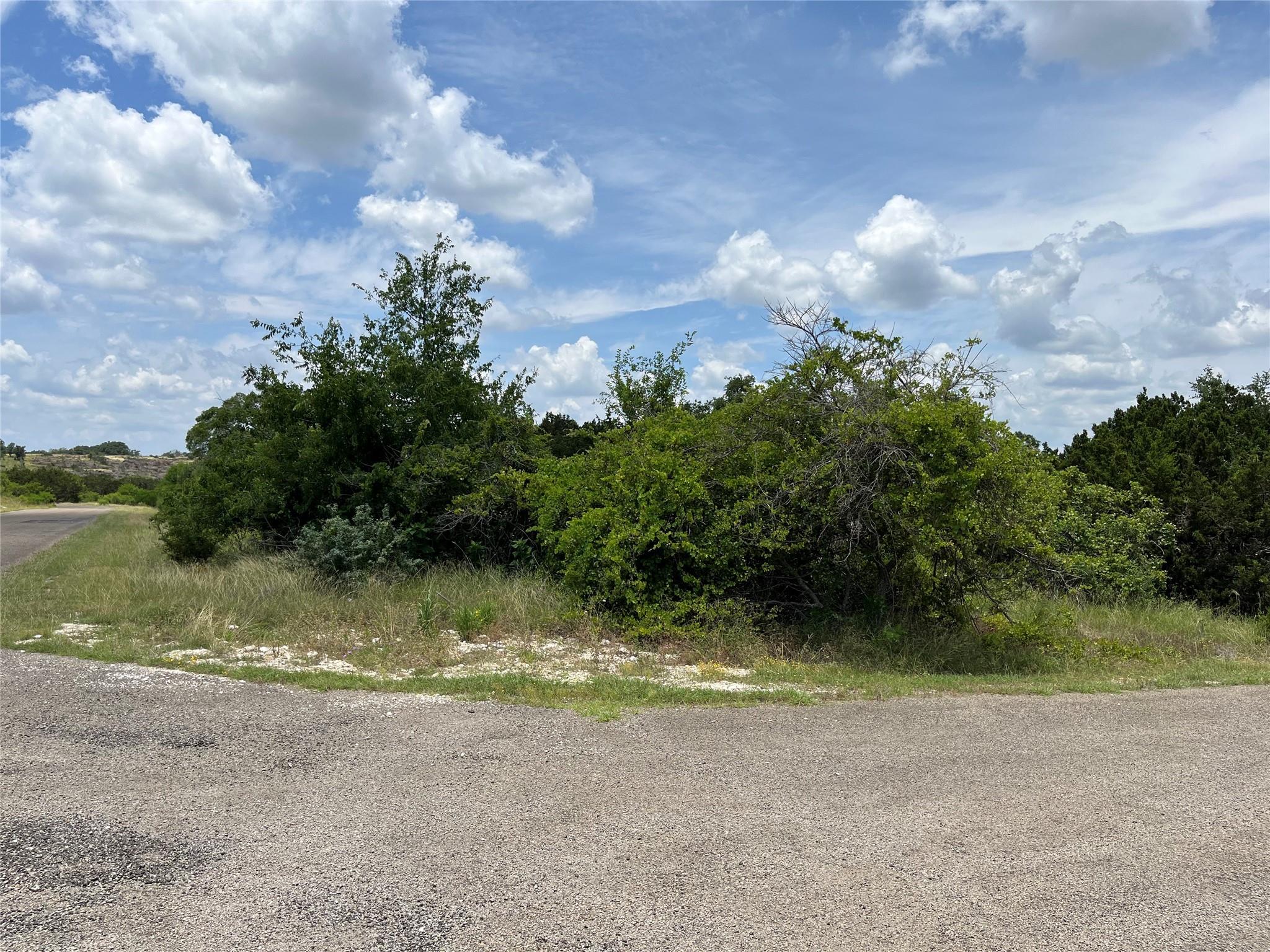 400 Sonora Dr, Bertram, TX 78605