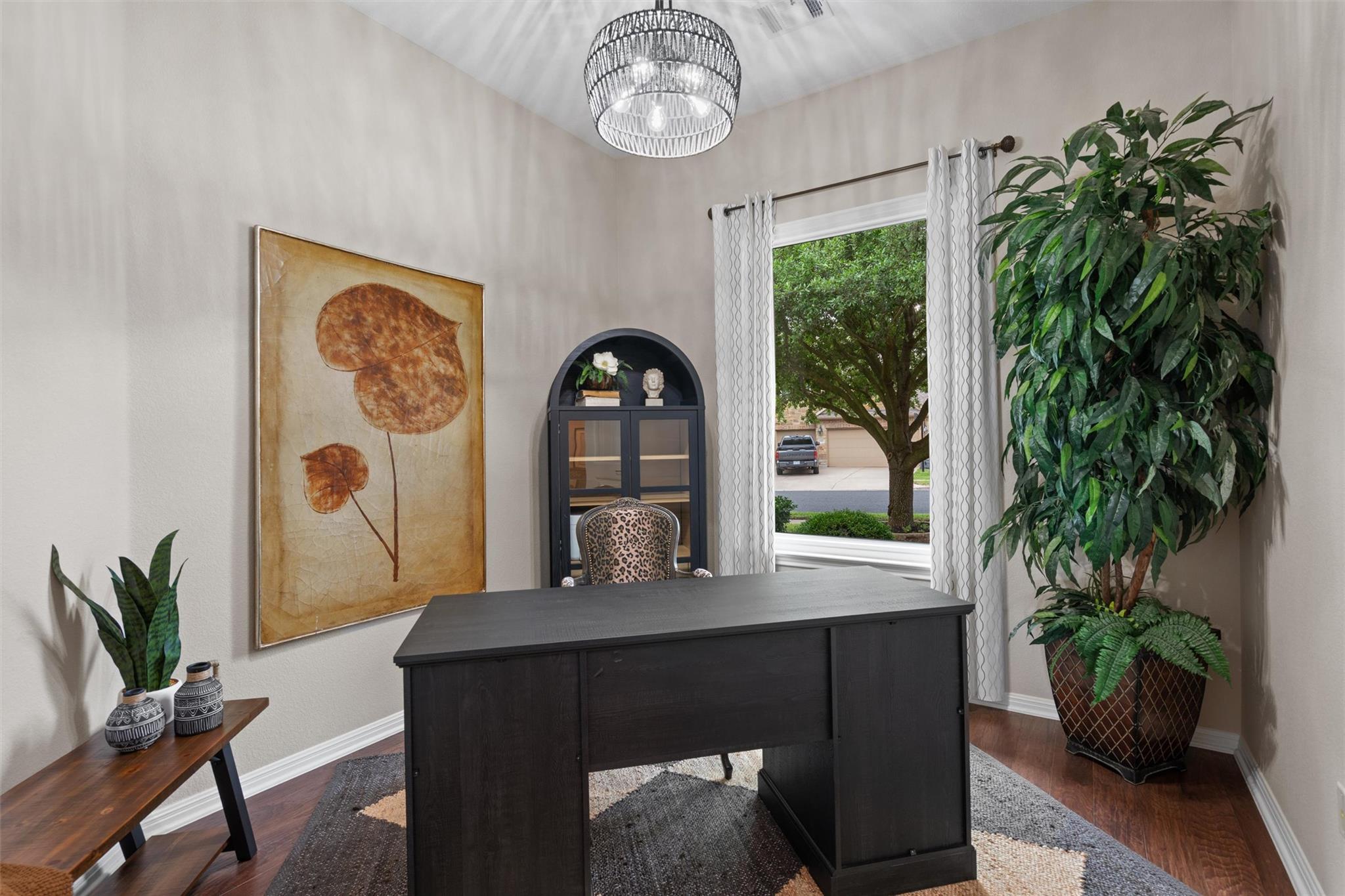 1530 Hidden Springs Path, Round Rock, TX 78665