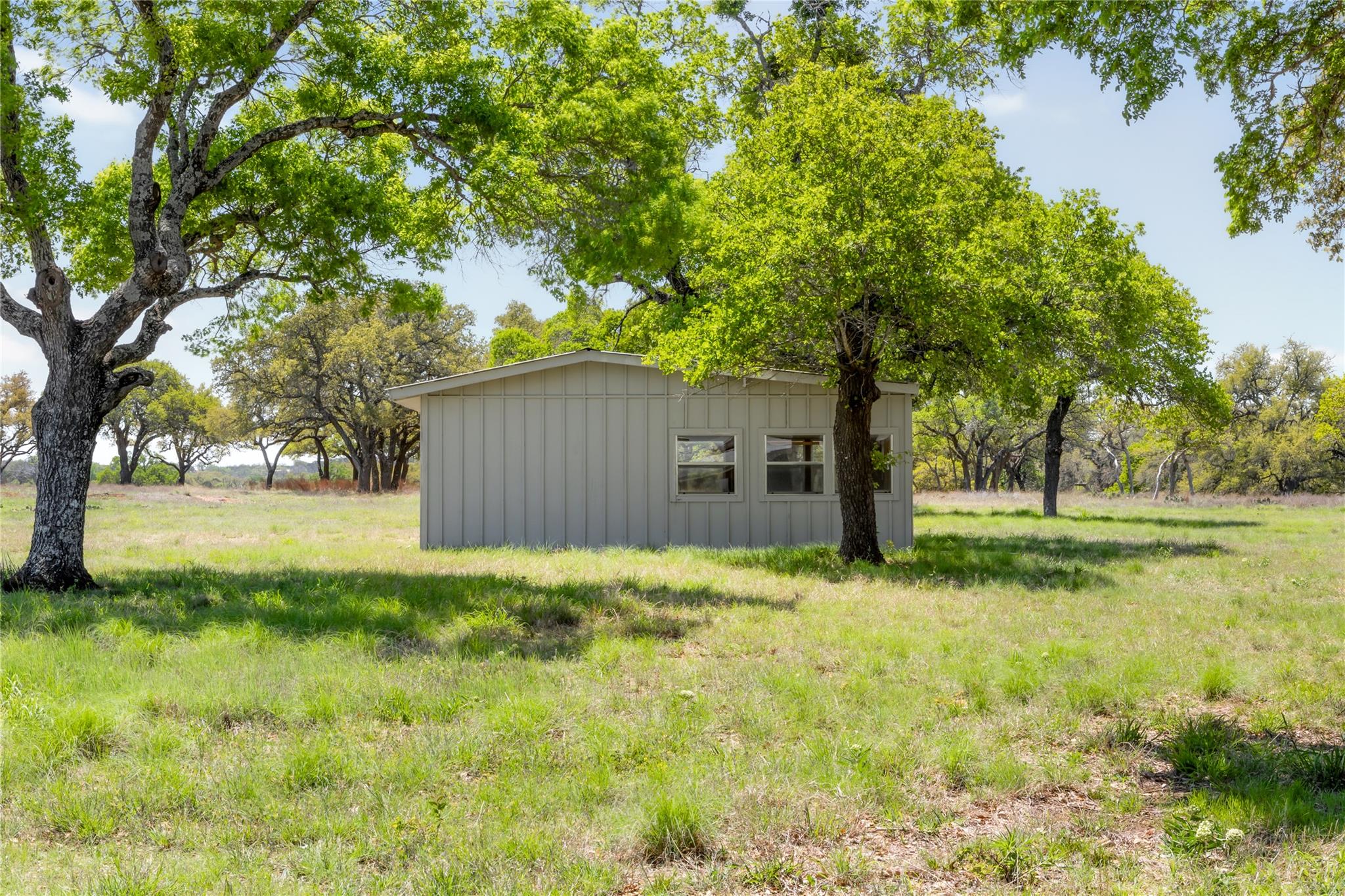 9695 W US 290 Highway, Hye, TX 78635