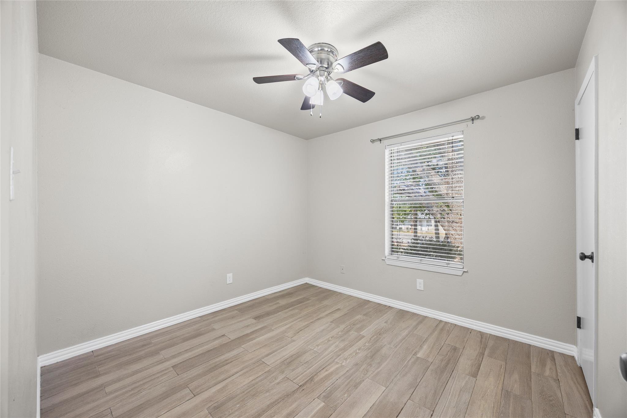 1919 Castle Gate Cir, San Marcos, TX 78666