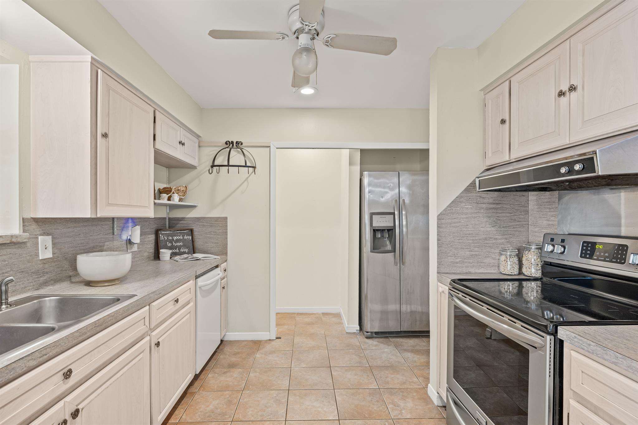 3205 Whites Dr, Austin, TX 78735