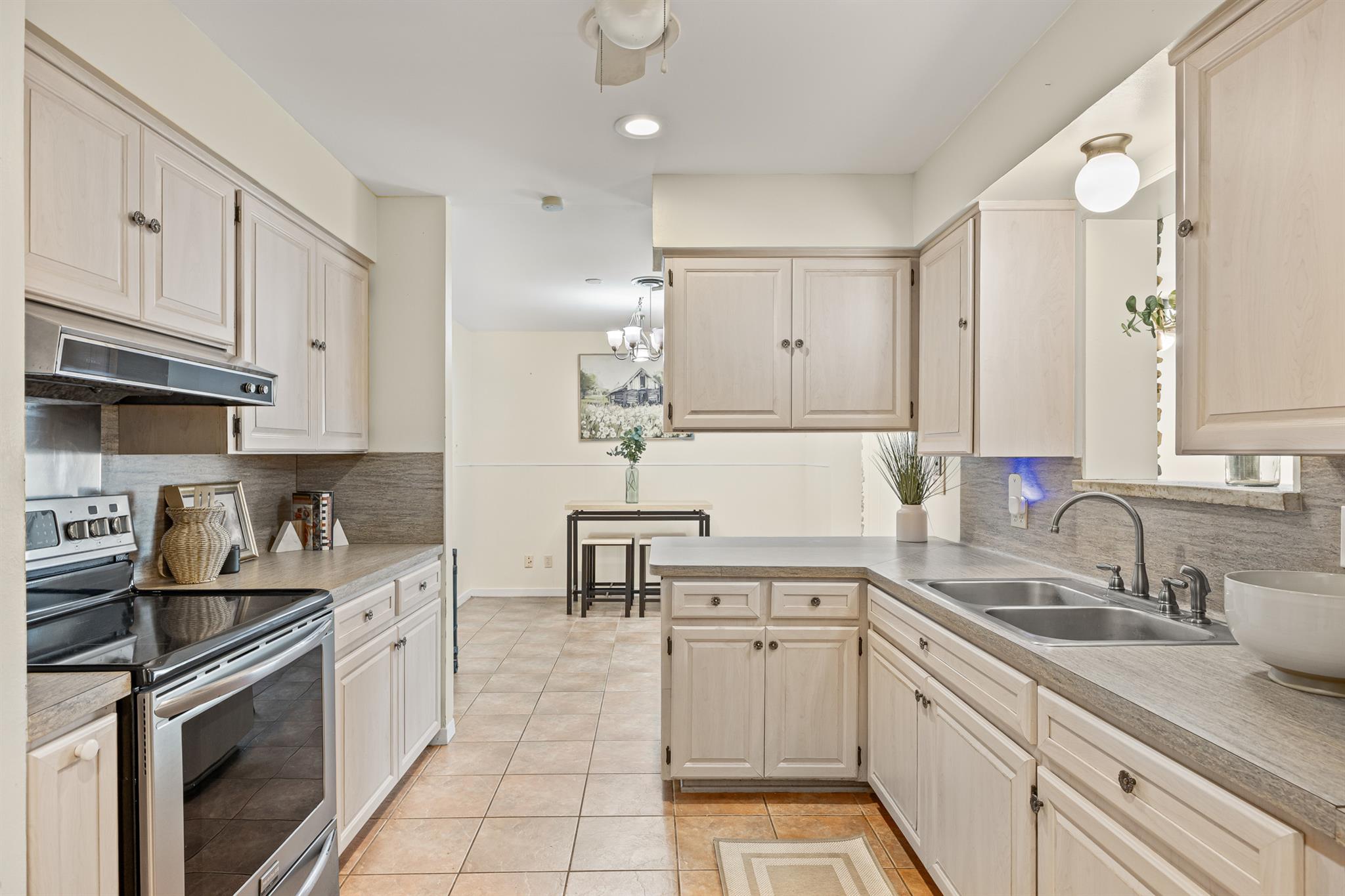 3205 Whites Dr, Austin, TX 78735