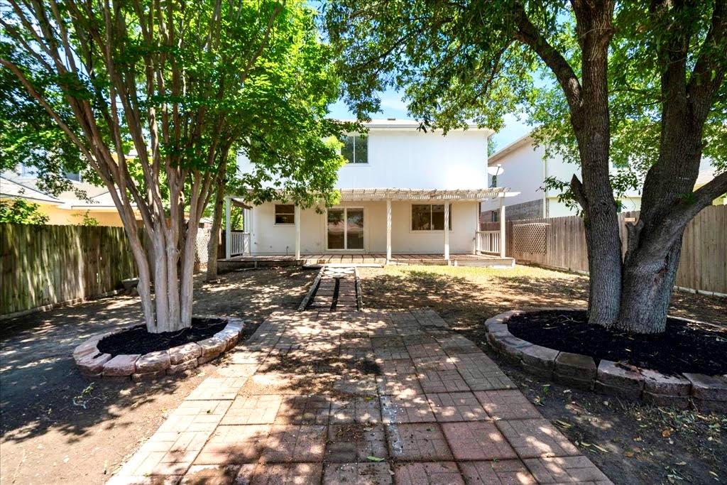 1025 Doras Dr, Pflugerville, TX 78660
