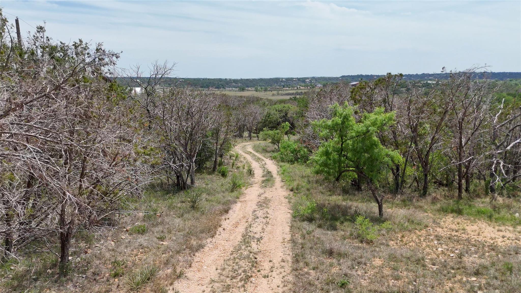 29 CHIMNEY COVE Dr, Marble Falls, TX 78654