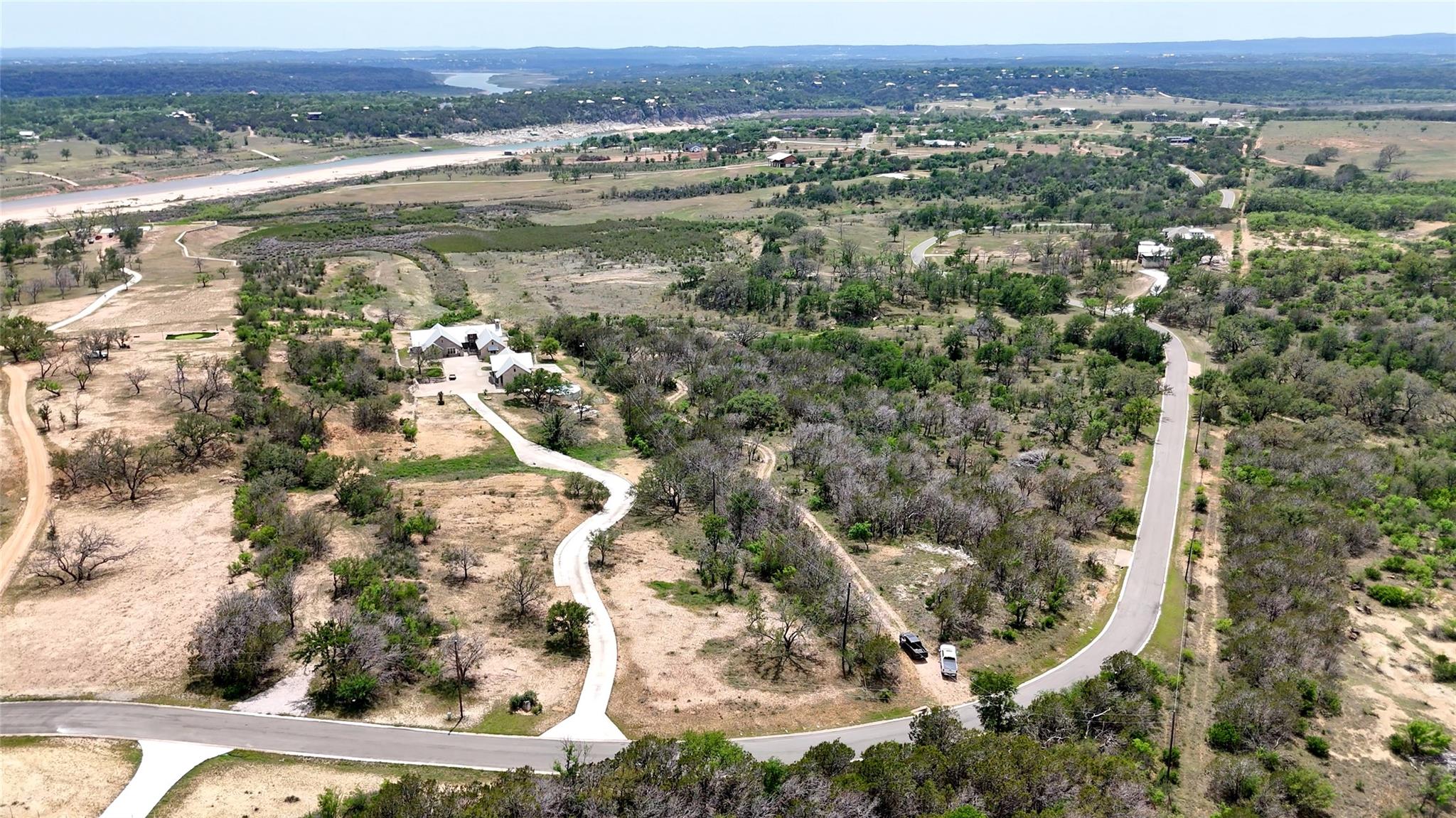 29 CHIMNEY COVE Dr, Marble Falls, TX 78654