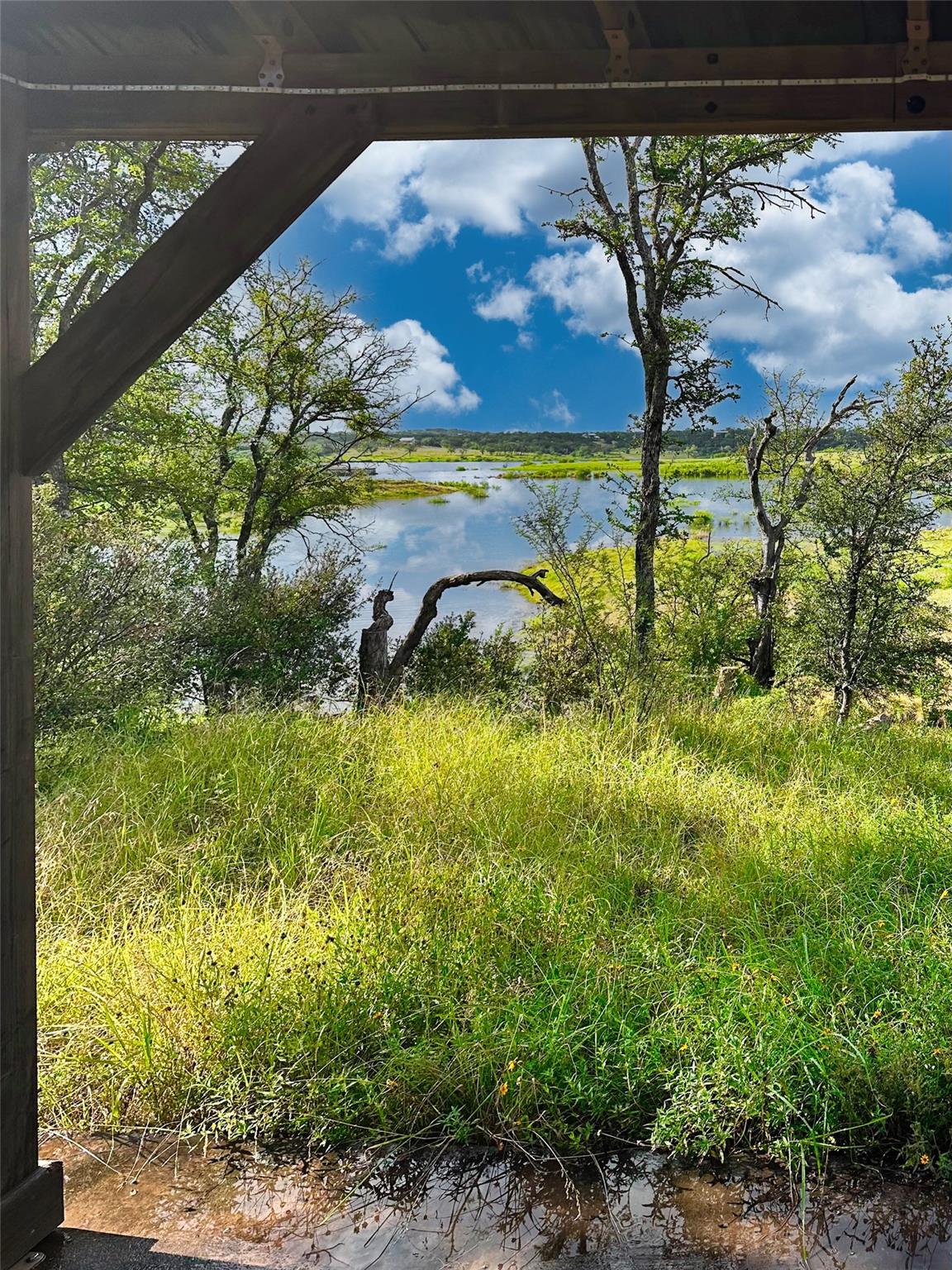 29 CHIMNEY COVE Dr, Marble Falls, TX 78654