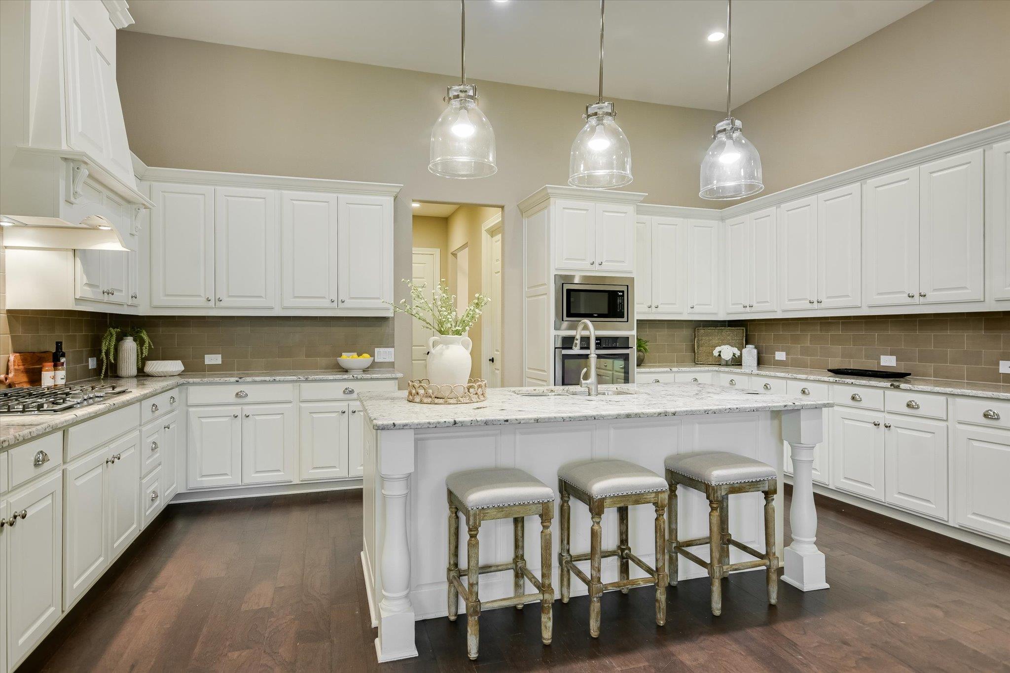 2421 Parisio Ct, Leander, TX 78641