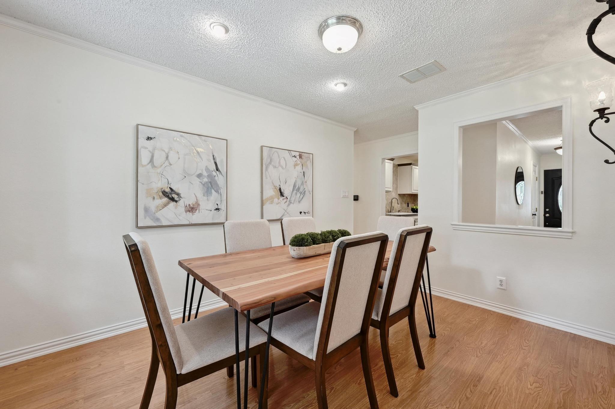2406 Burly Oak Dr, Austin, TX 78745
