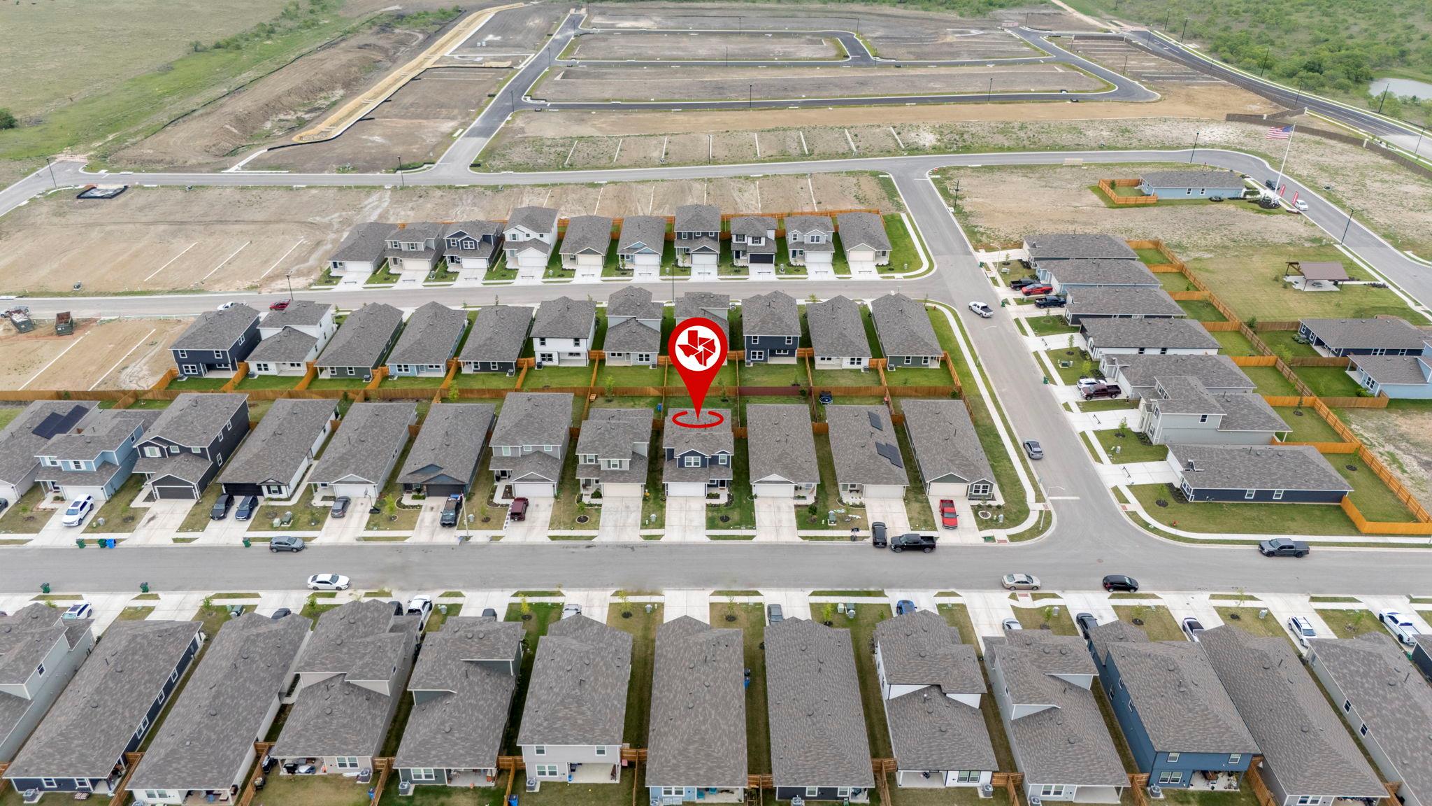 209 Ehrlich St, Kyle, TX 78640