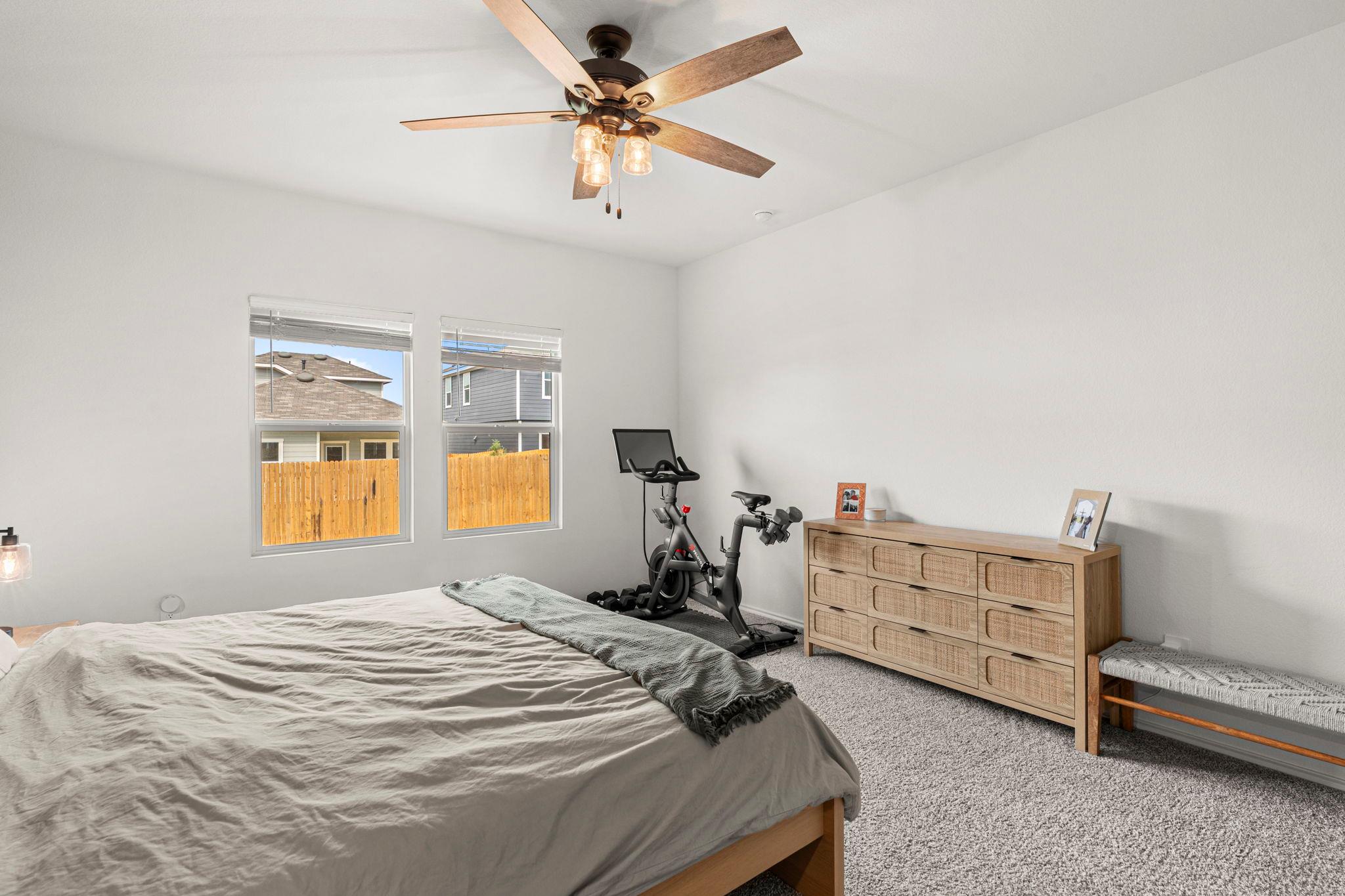 209 Ehrlich St, Kyle, TX 78640