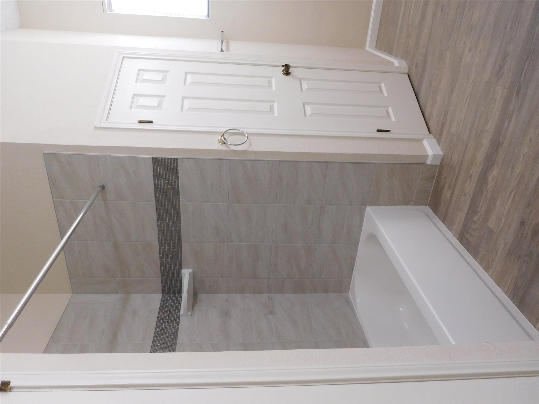 2202 Quiet Wood Dr, Austin, TX 78728