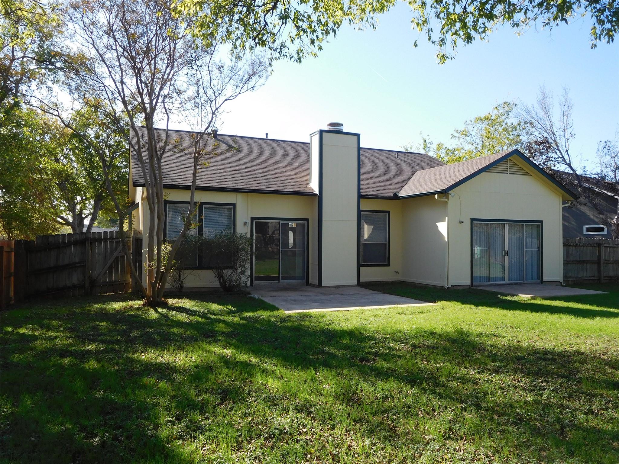 2202 Quiet Wood Dr, Austin, TX 78728