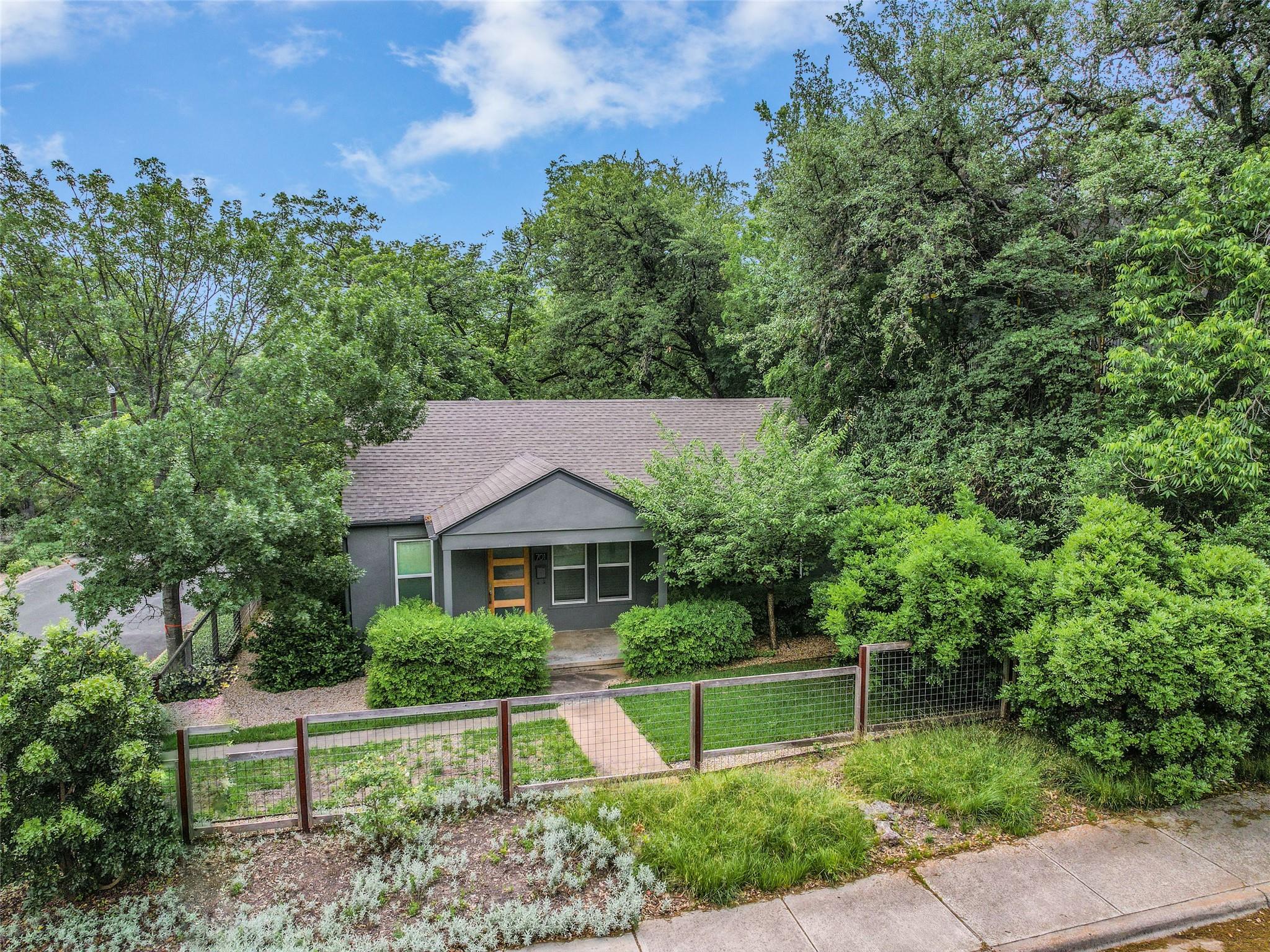 701 Bouldin Ave, Austin, TX 78704