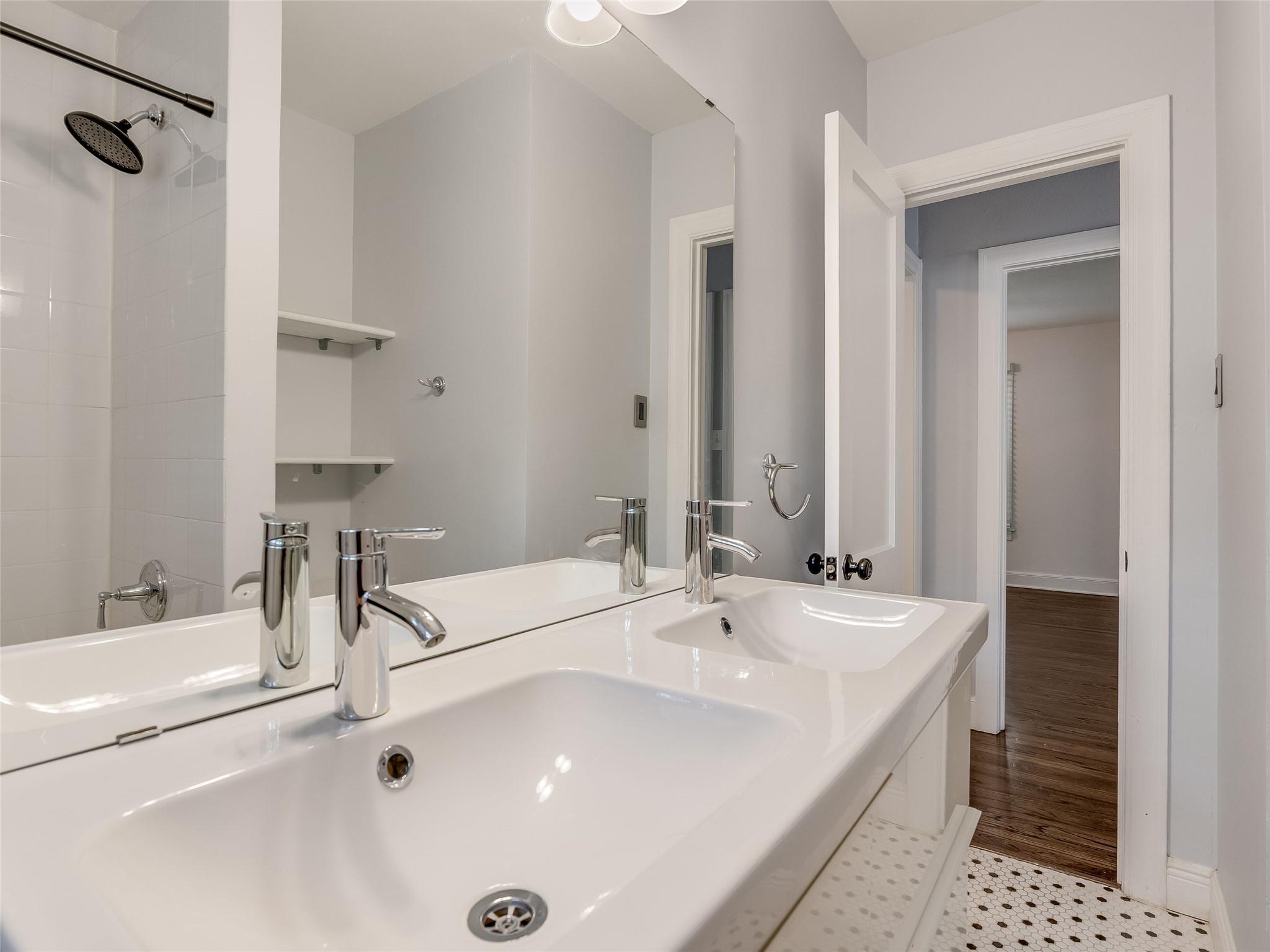 701 Bouldin Ave, Austin, TX 78704