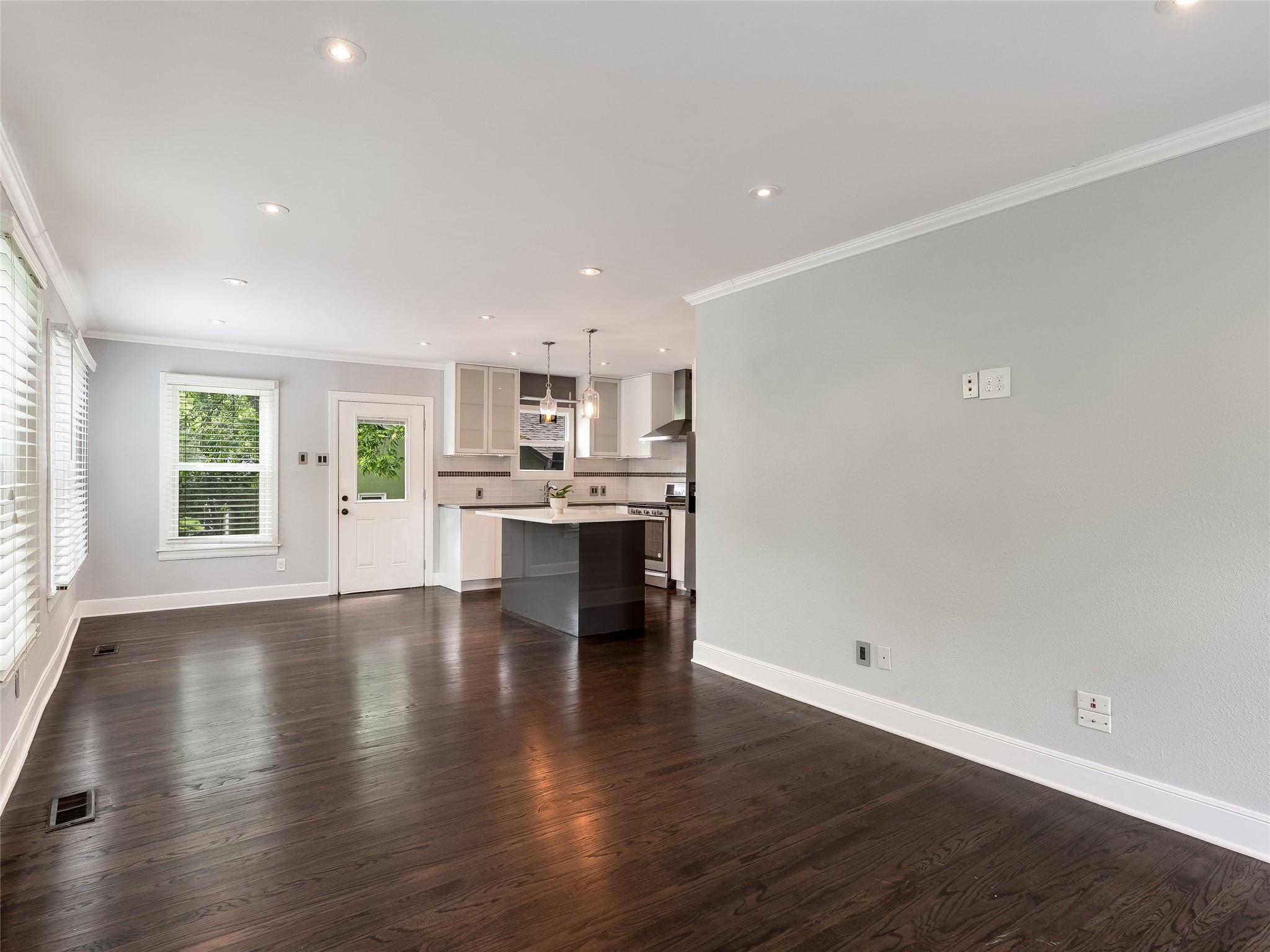 701 Bouldin Ave, Austin, TX 78704