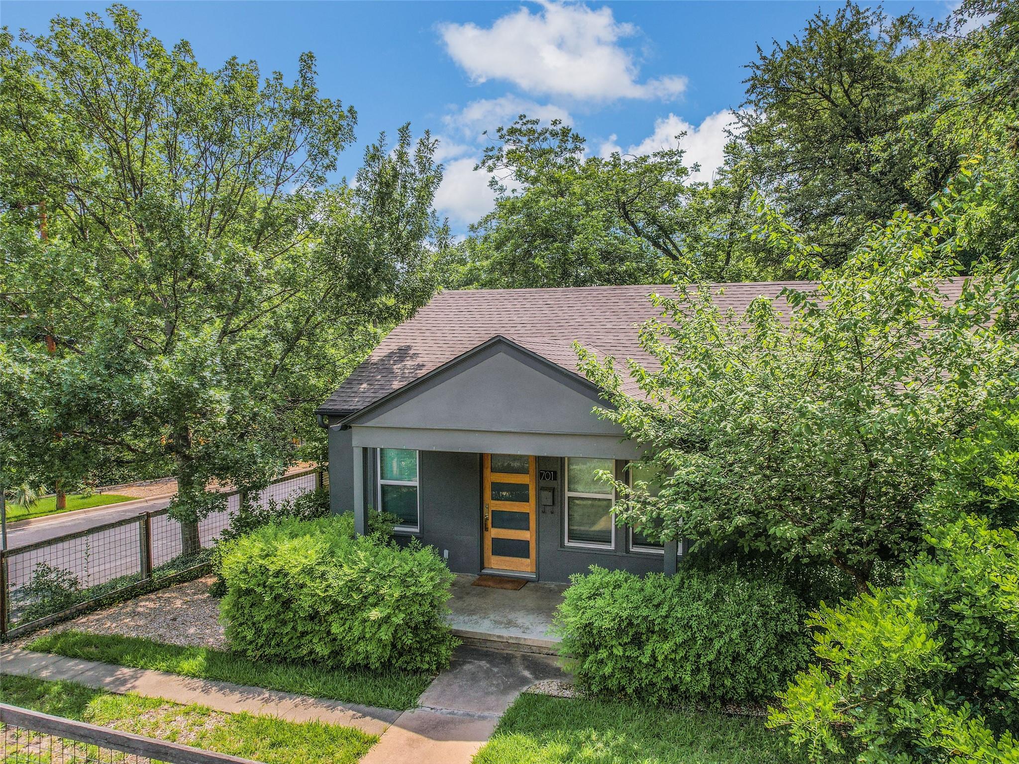 701 Bouldin Ave, Austin, TX 78704