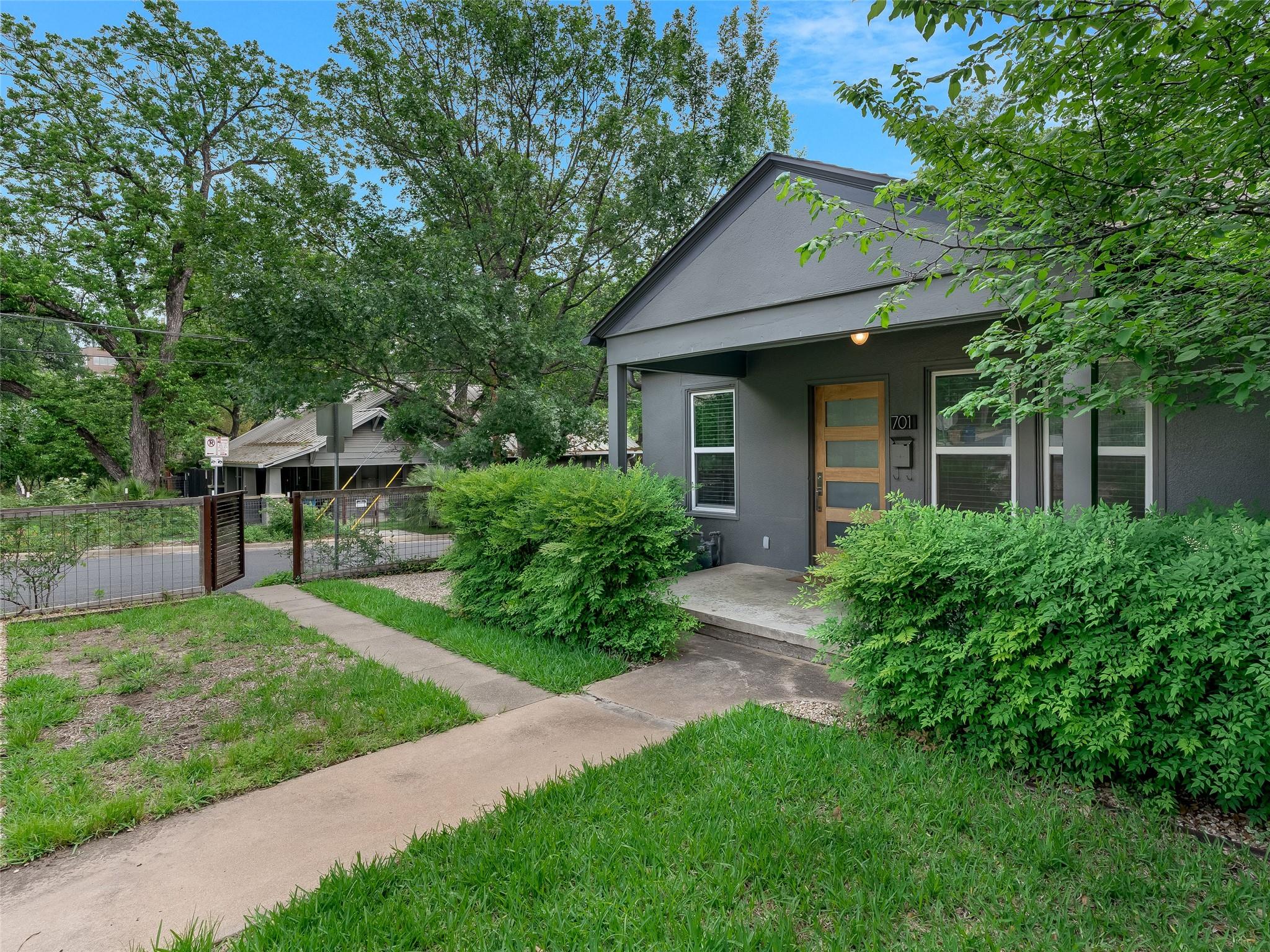 701 Bouldin Ave, Austin, TX 78704