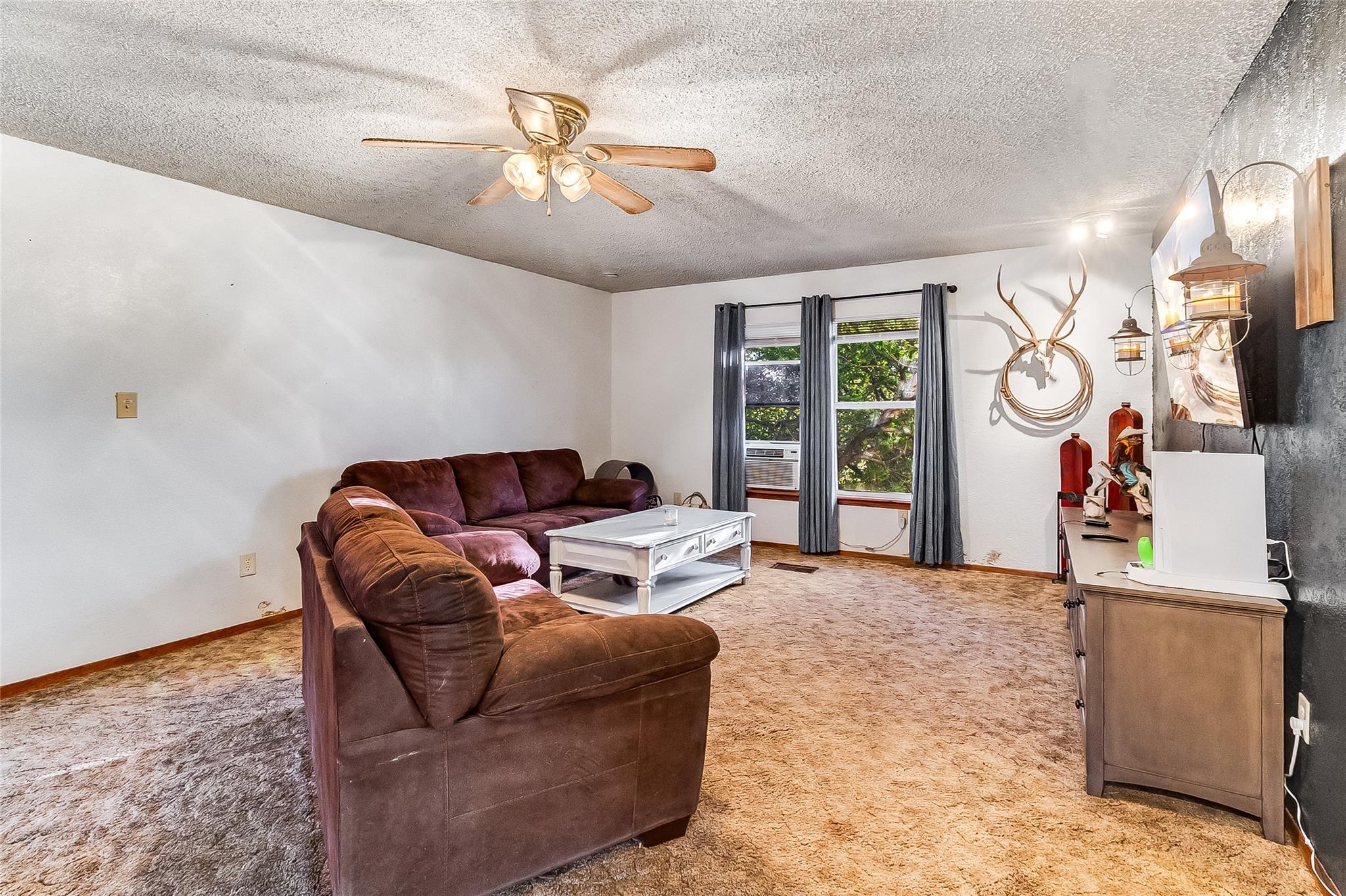 288 Ballard St, Tow, TX 78672