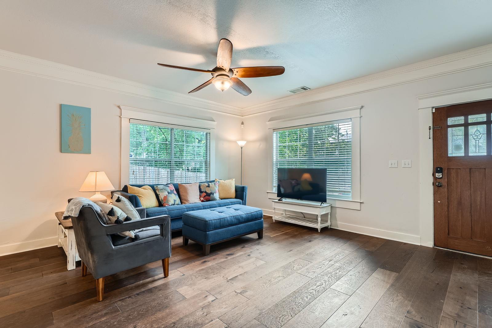 1117 Algarita Ave, Austin, TX 78704