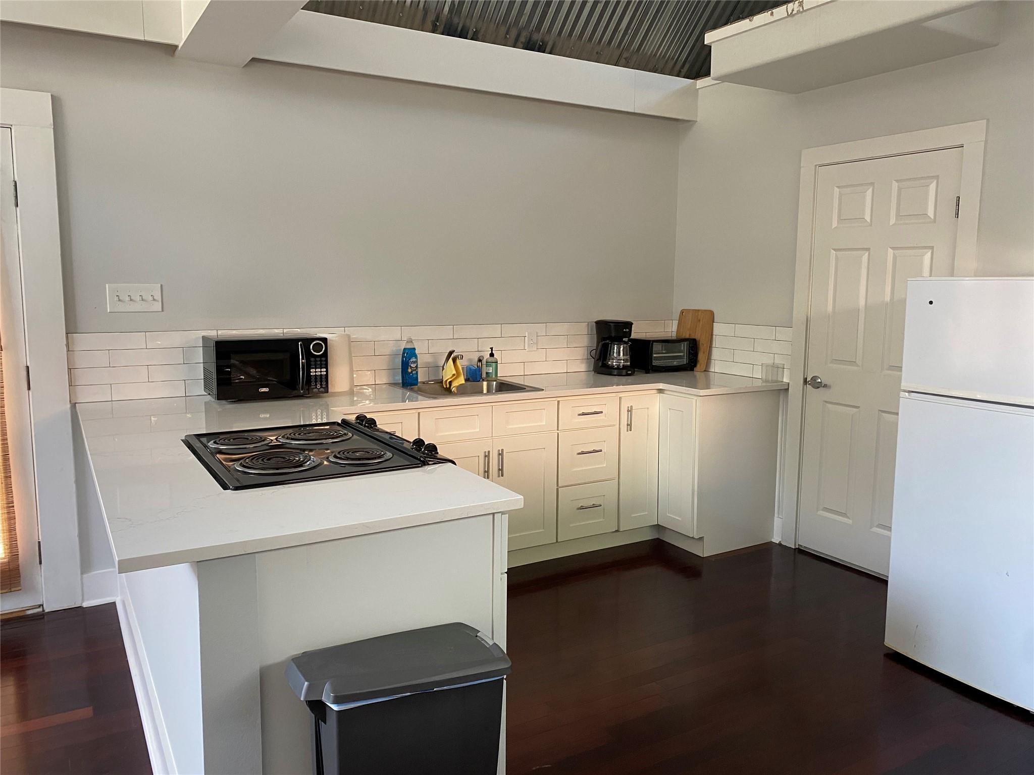 101 Short St, Smithville, TX 78957