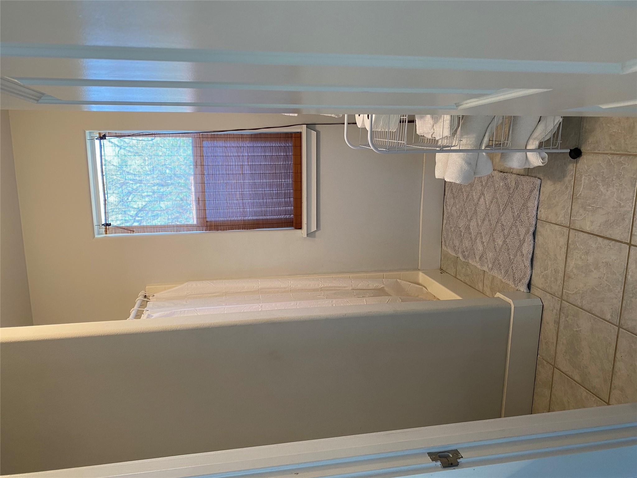 101 Short St, Smithville, TX 78957