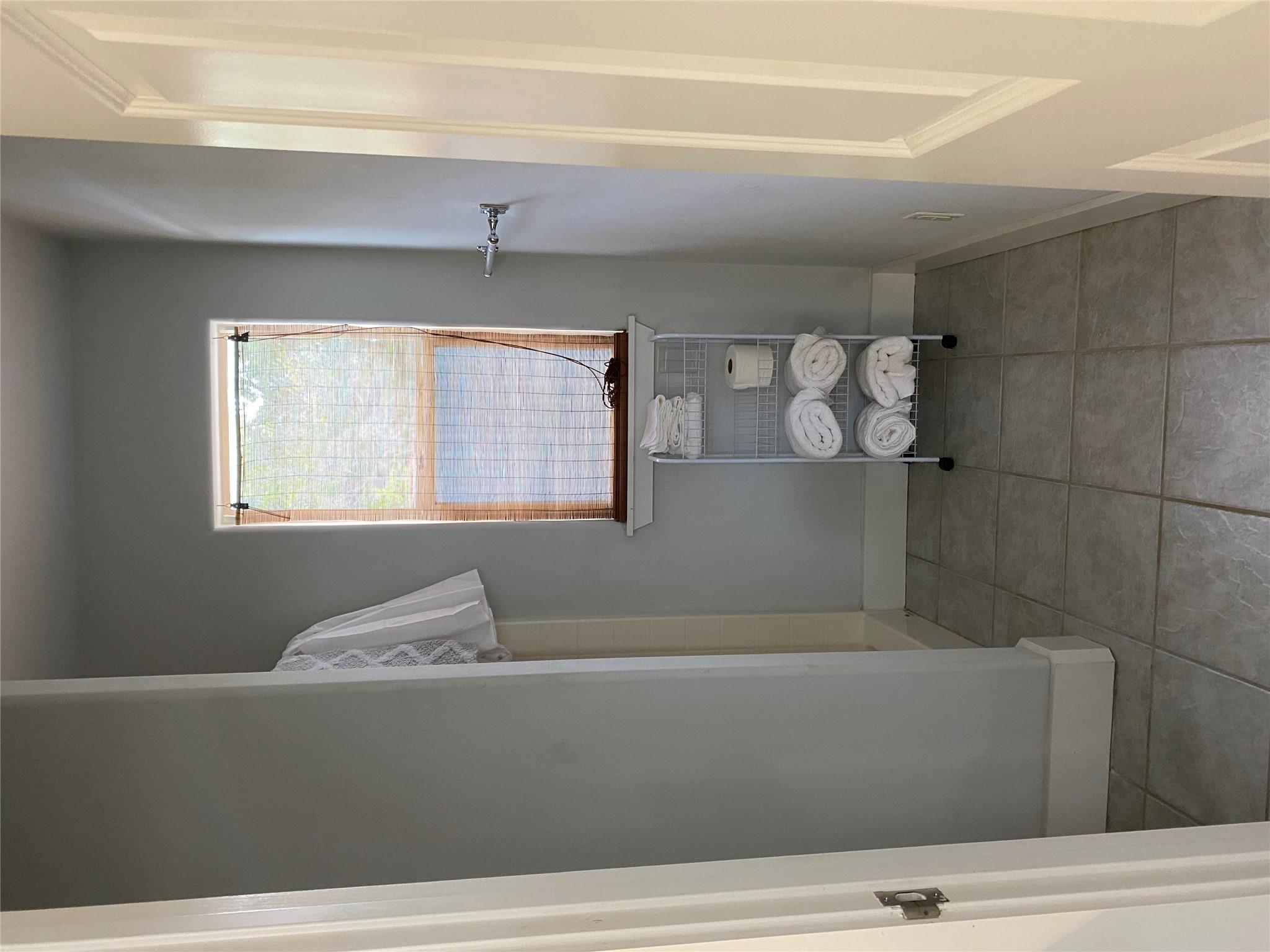 101 Short St, Smithville, TX 78957