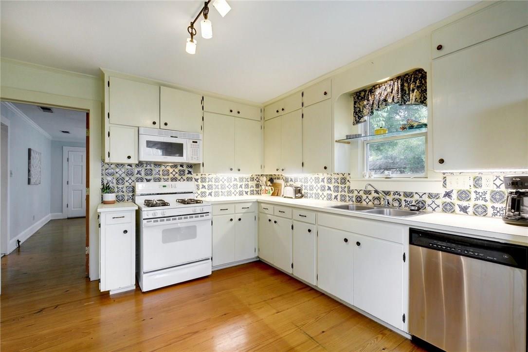 101 Short St, Smithville, TX 78957